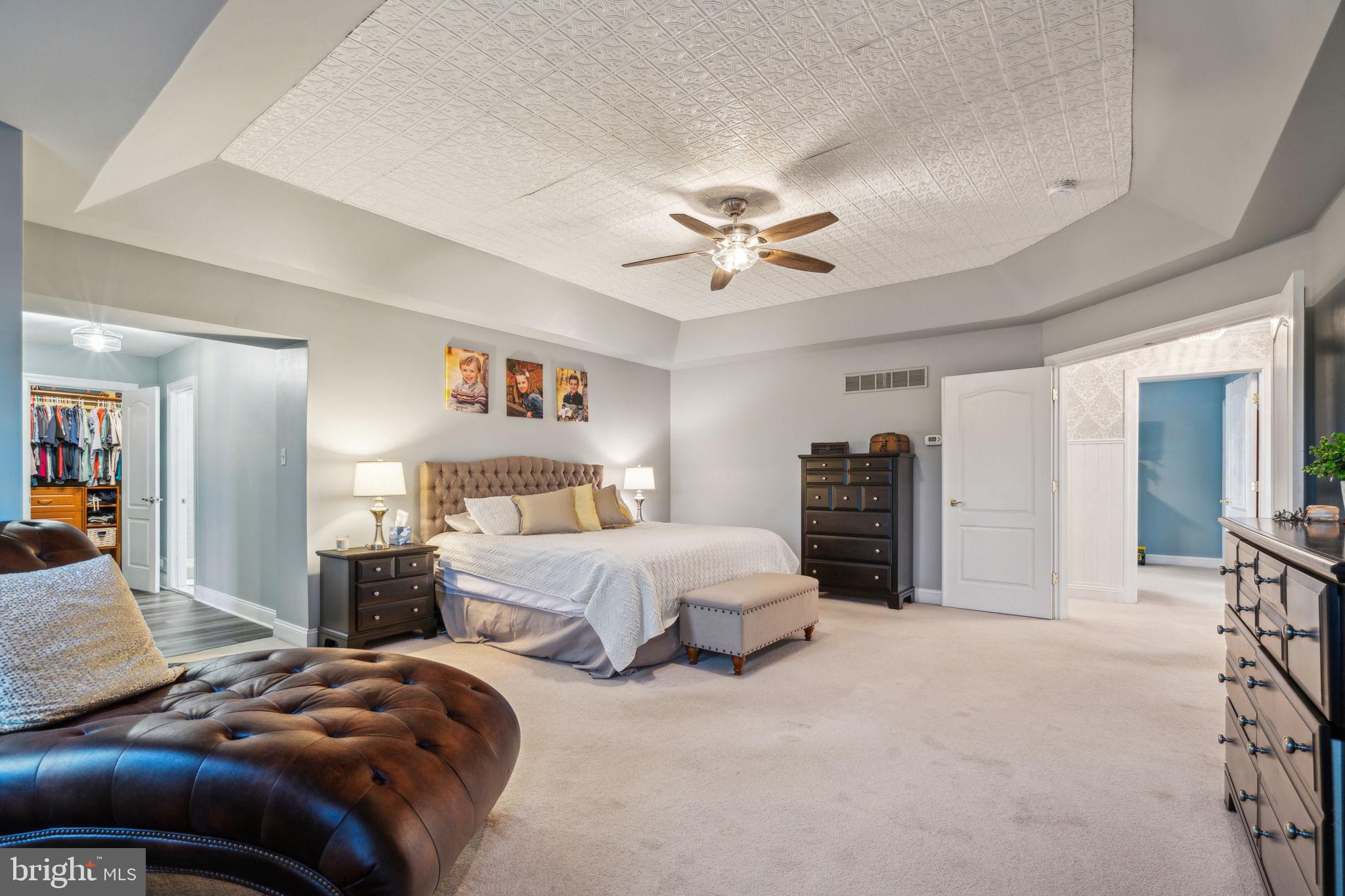 COUNTRY CLUB ESTS - Residential