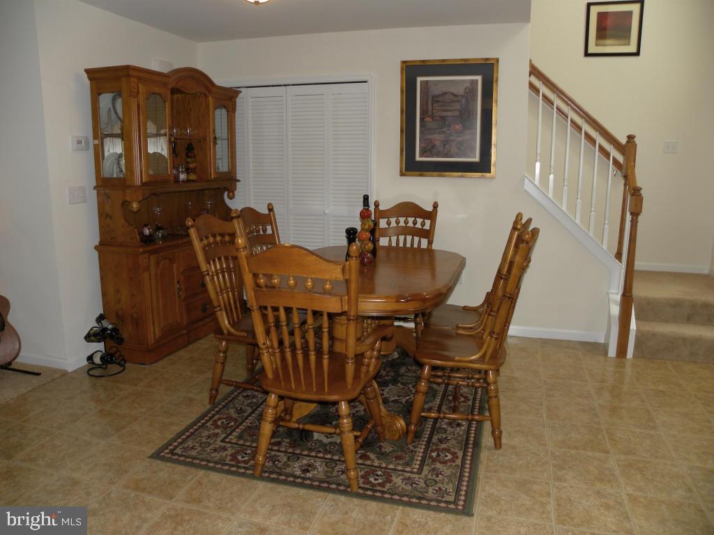 SUMMIT POINTE AT ELM TREE - Residential