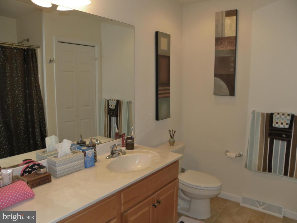 SUMMIT POINTE AT ELM TREE - Residential