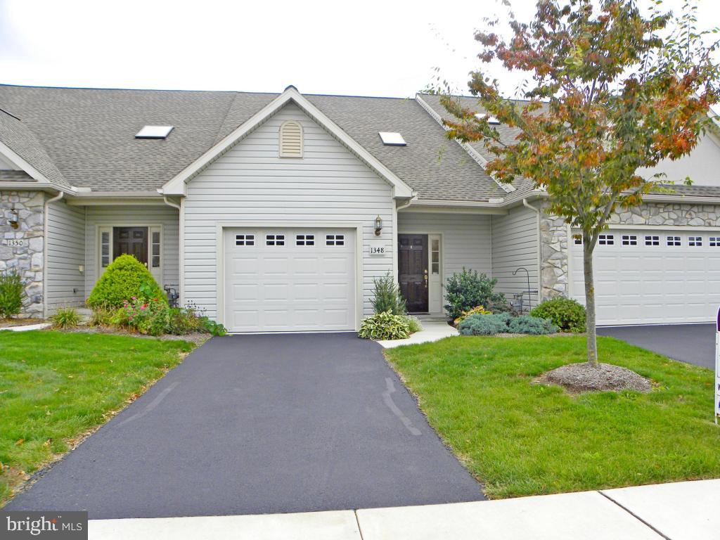 SUMMIT POINTE AT ELM TREE - Residential