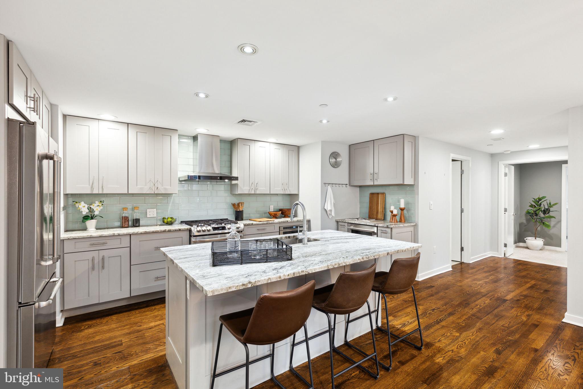 RITTENHOUSE SQUARE - Residential