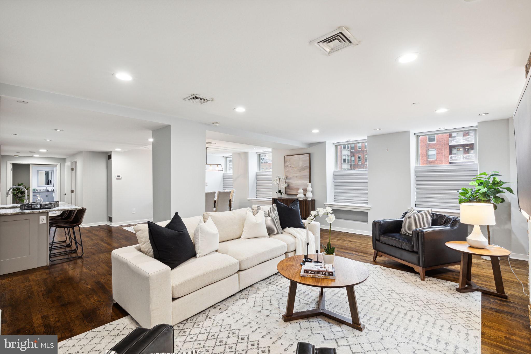 RITTENHOUSE SQUARE - Residential