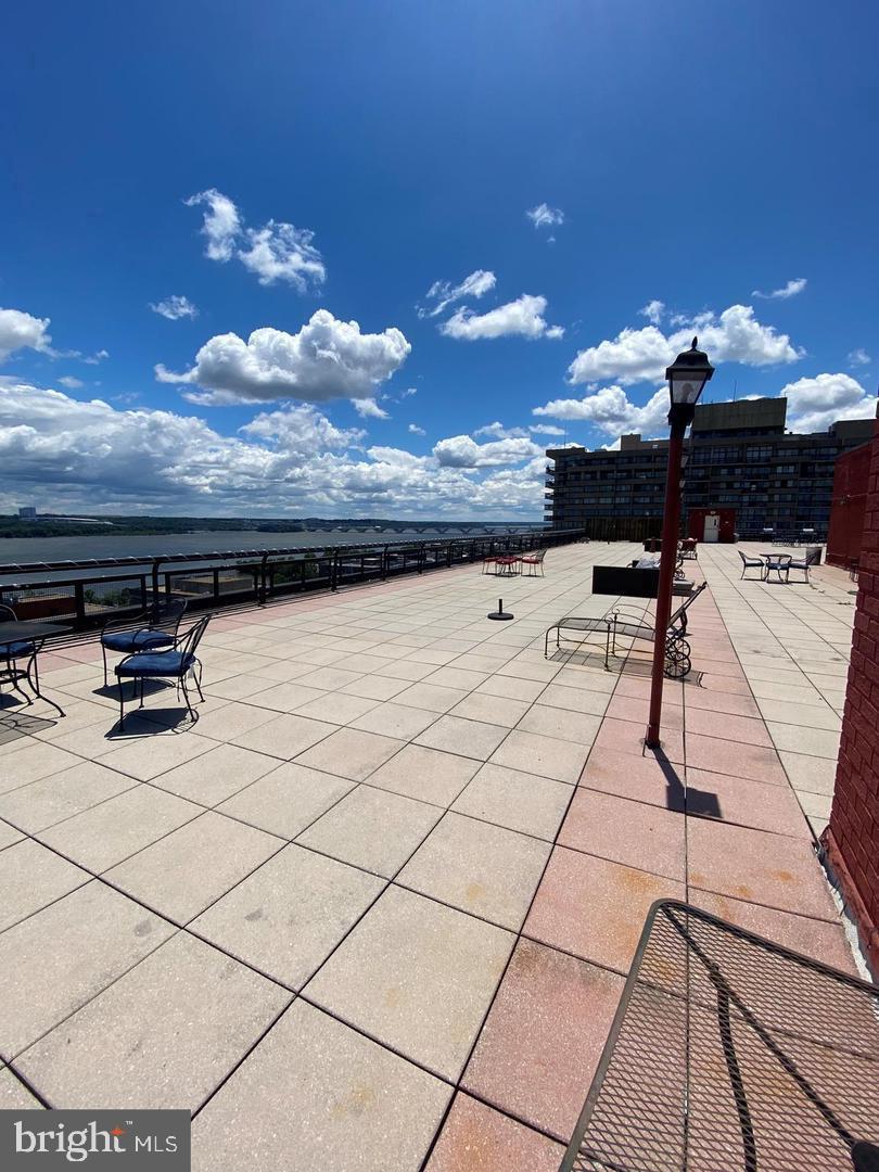 801 N PITT STREET 220