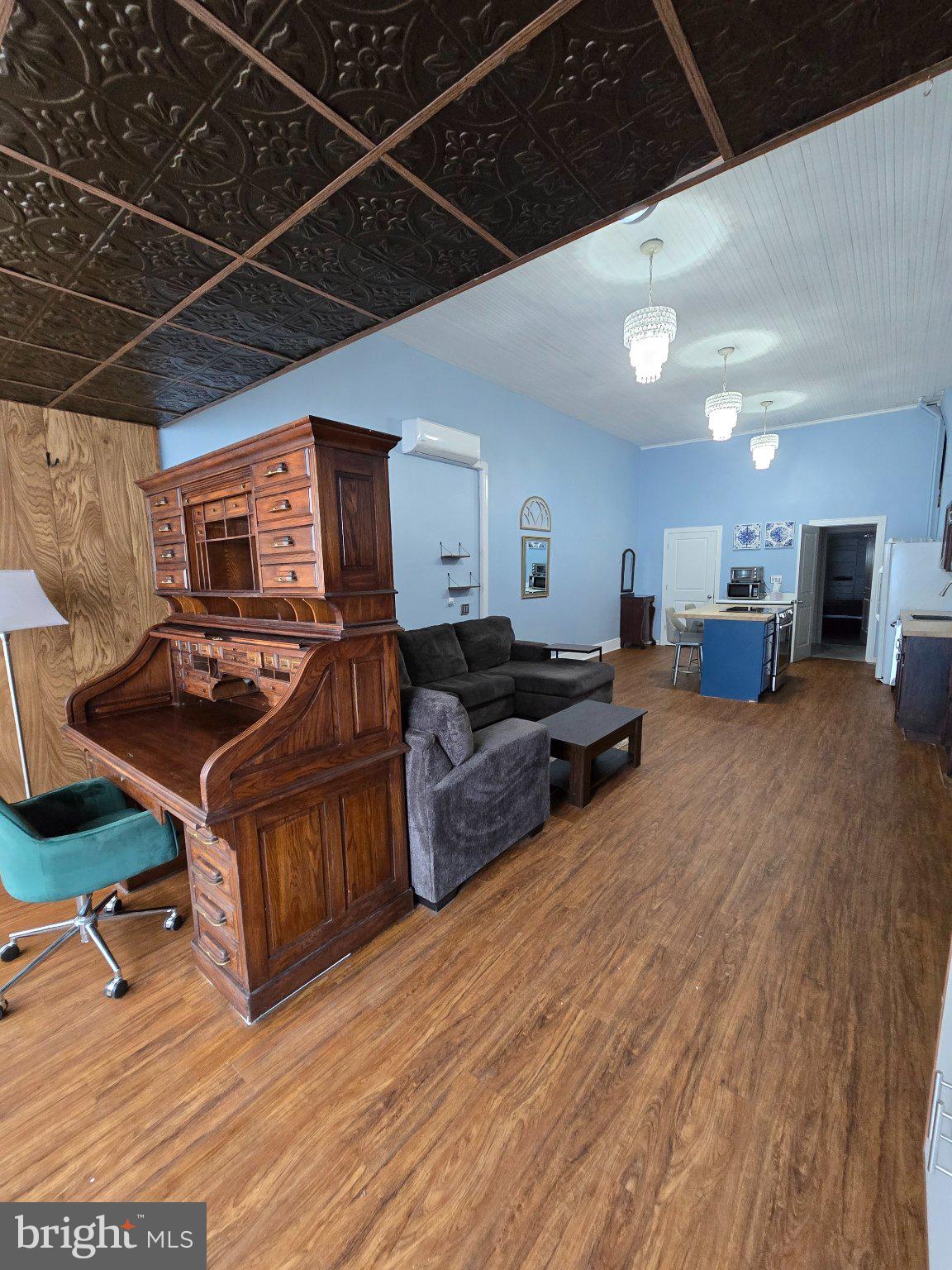 17 N 2ND STREET 1ST FLOOR