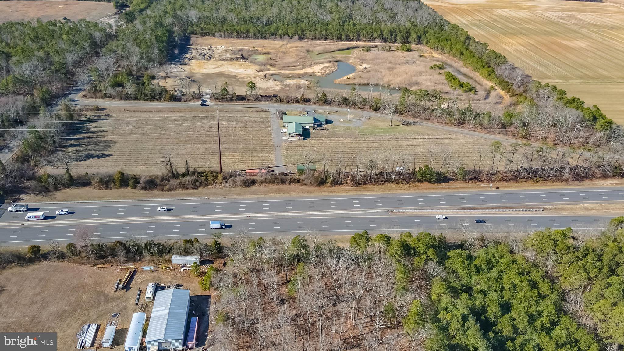 839 SERVICE ROAD