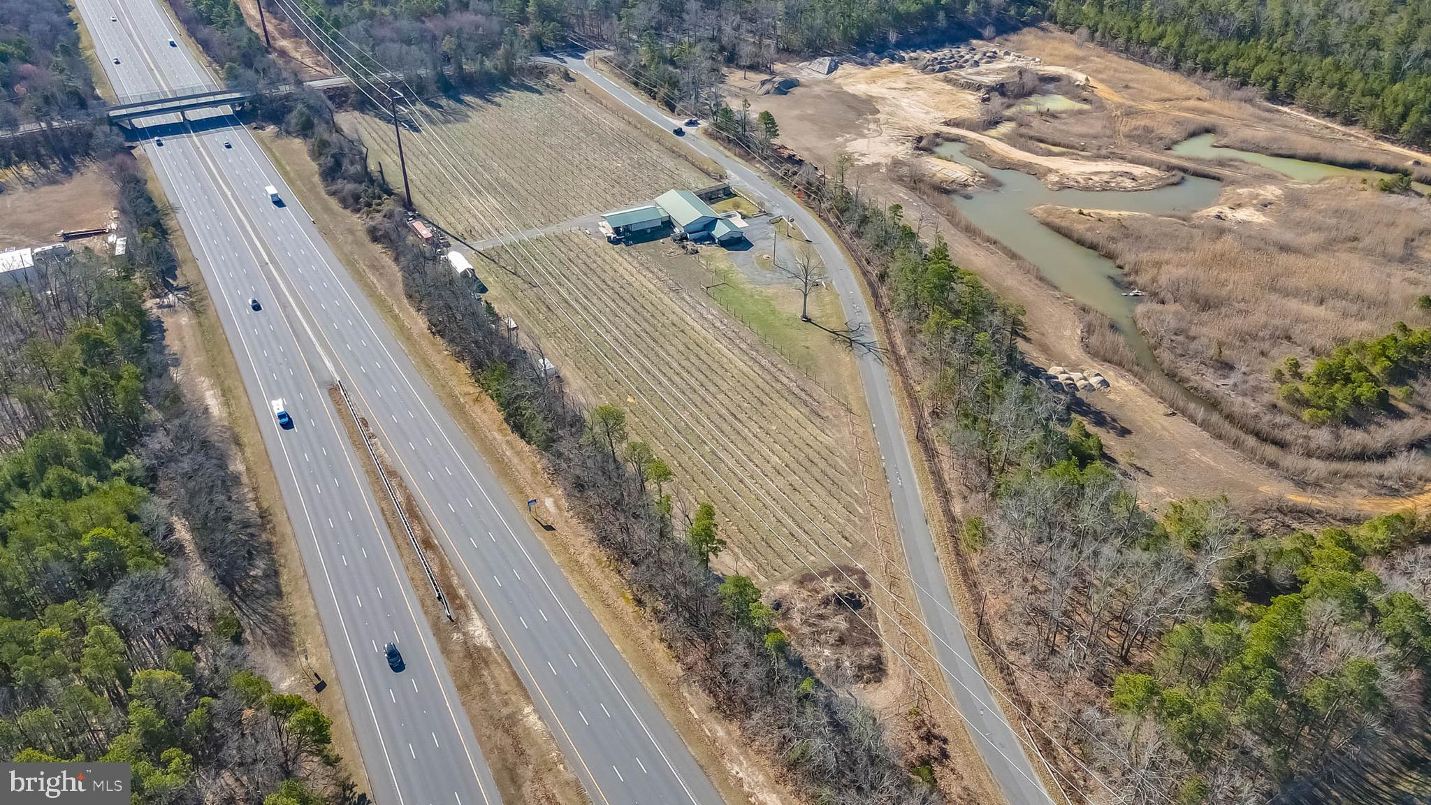 839 SERVICE ROAD