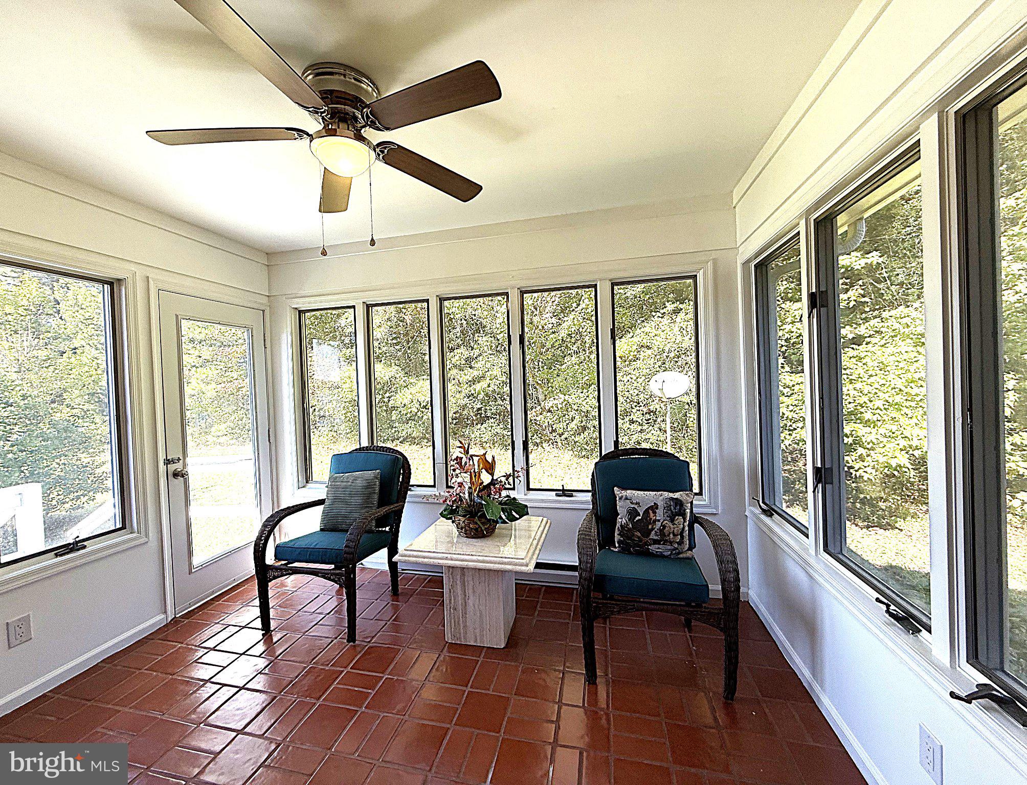 DRUM POINT - Residential