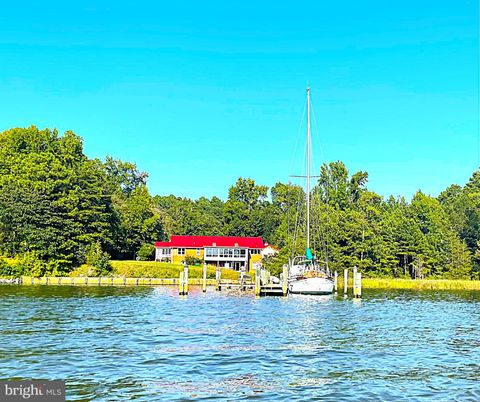 Photo of 404 Woodbrook Drive, LANCASTER, VA 22503 (MLS # VALV2001020)