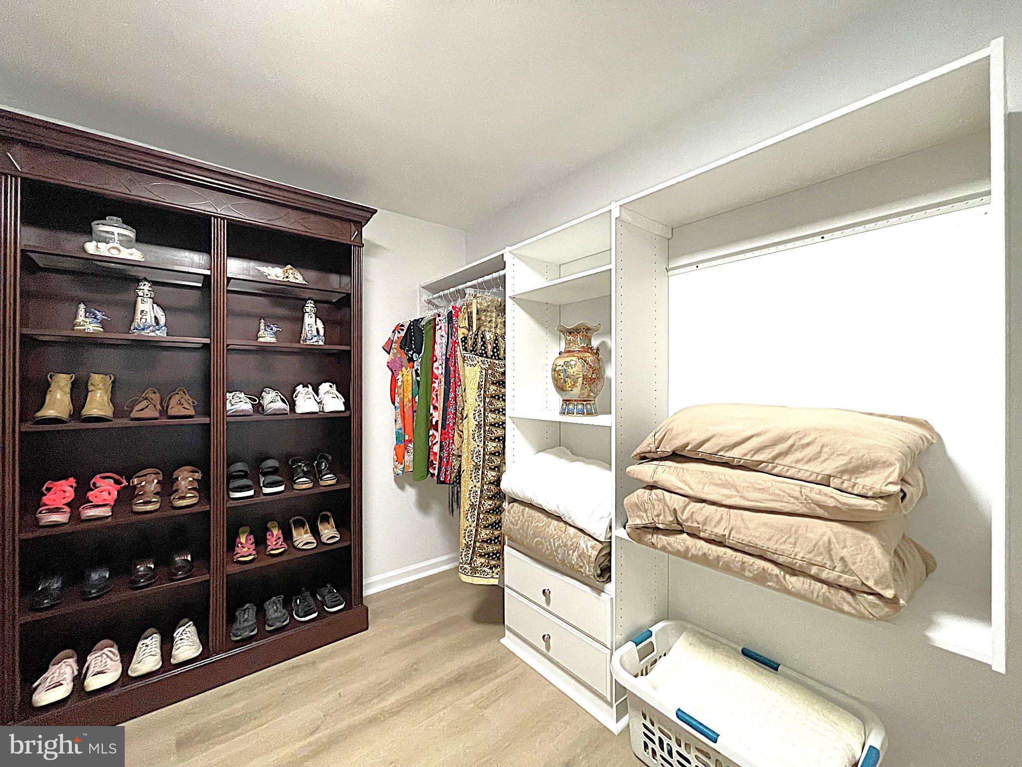 DRUM POINT - Residential