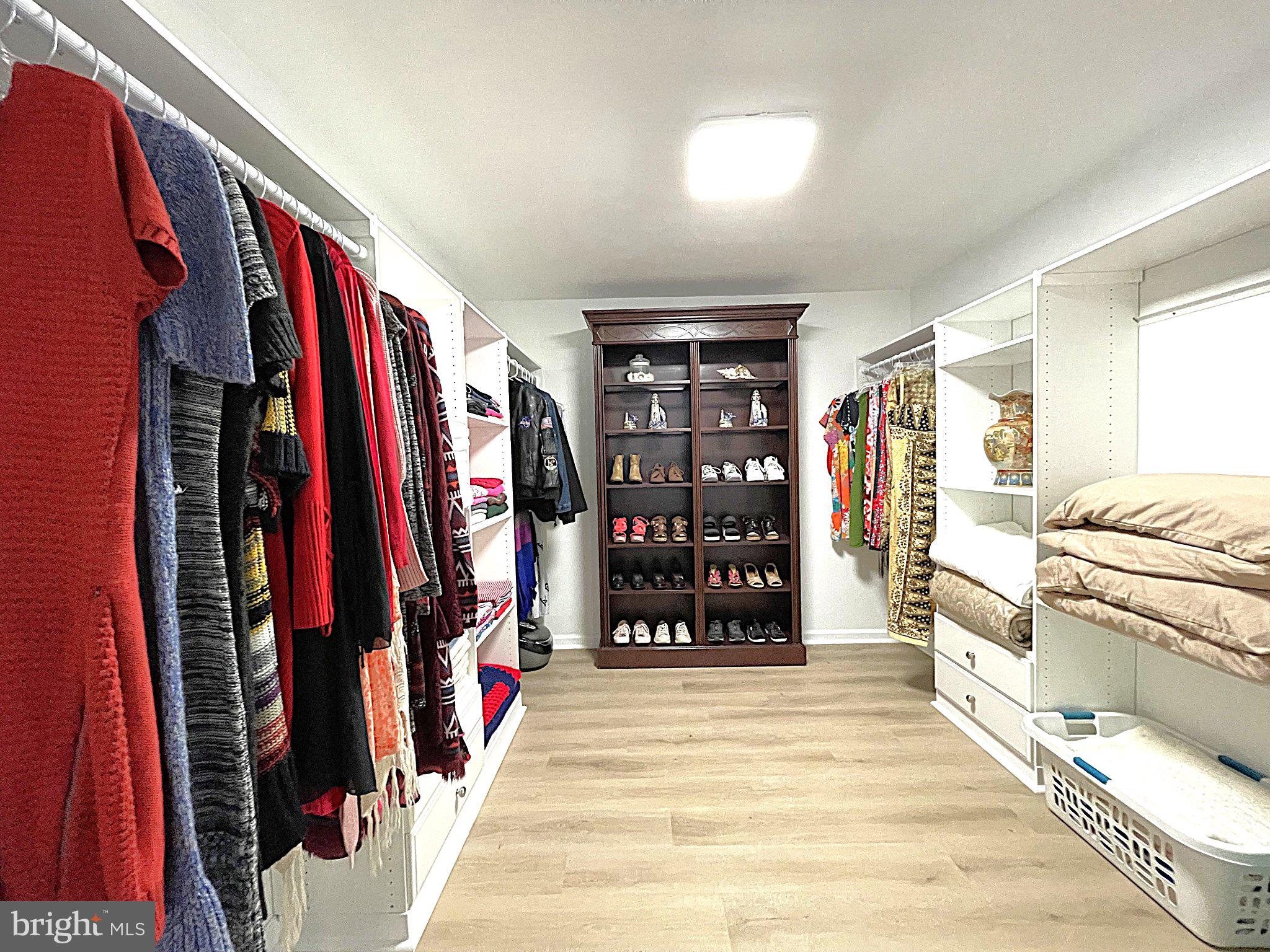 DRUM POINT - Residential