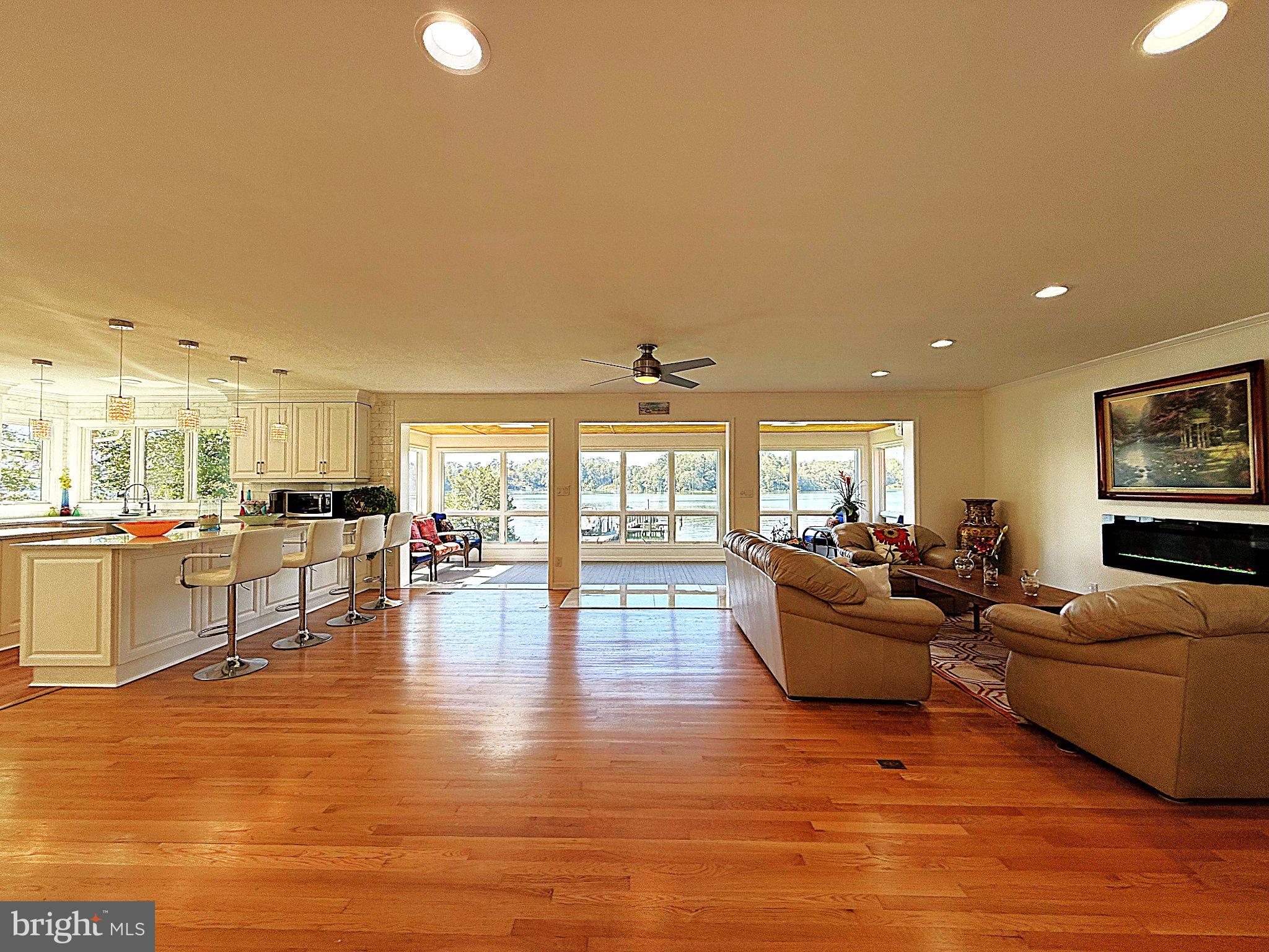 DRUM POINT - Residential