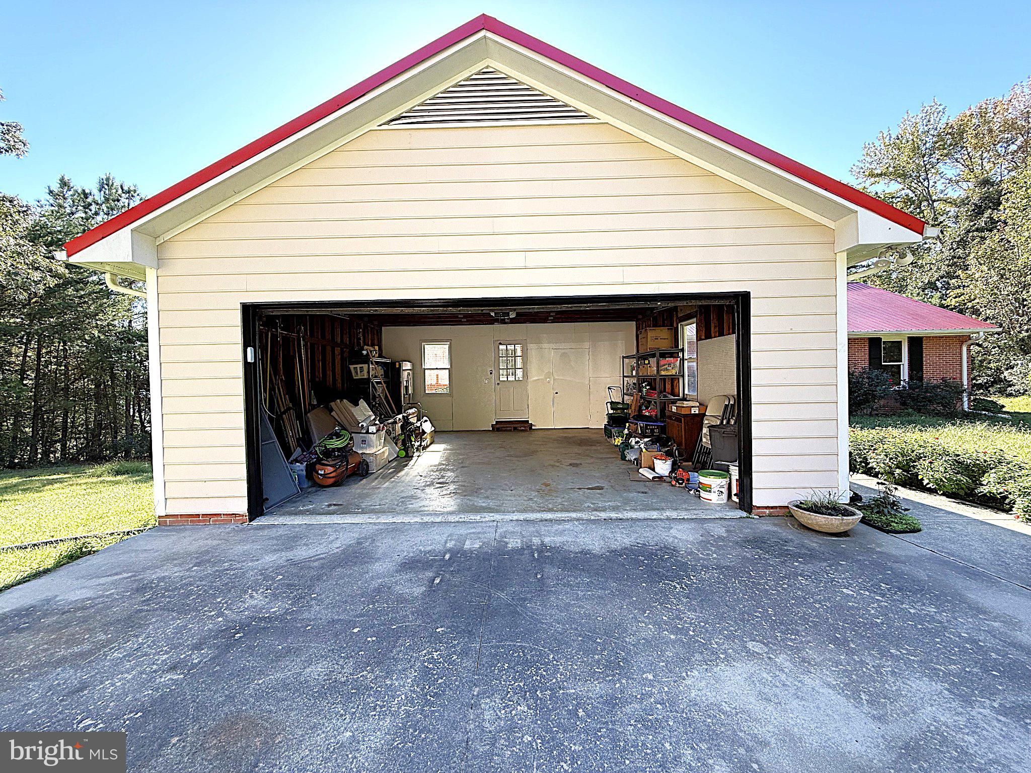 DRUM POINT - Residential