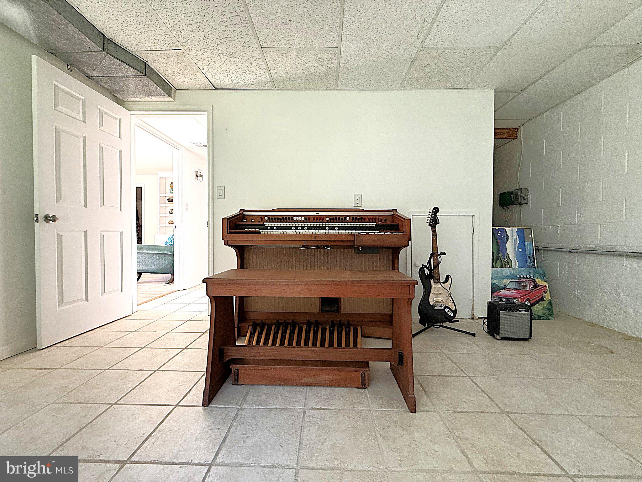 DRUM POINT - Residential