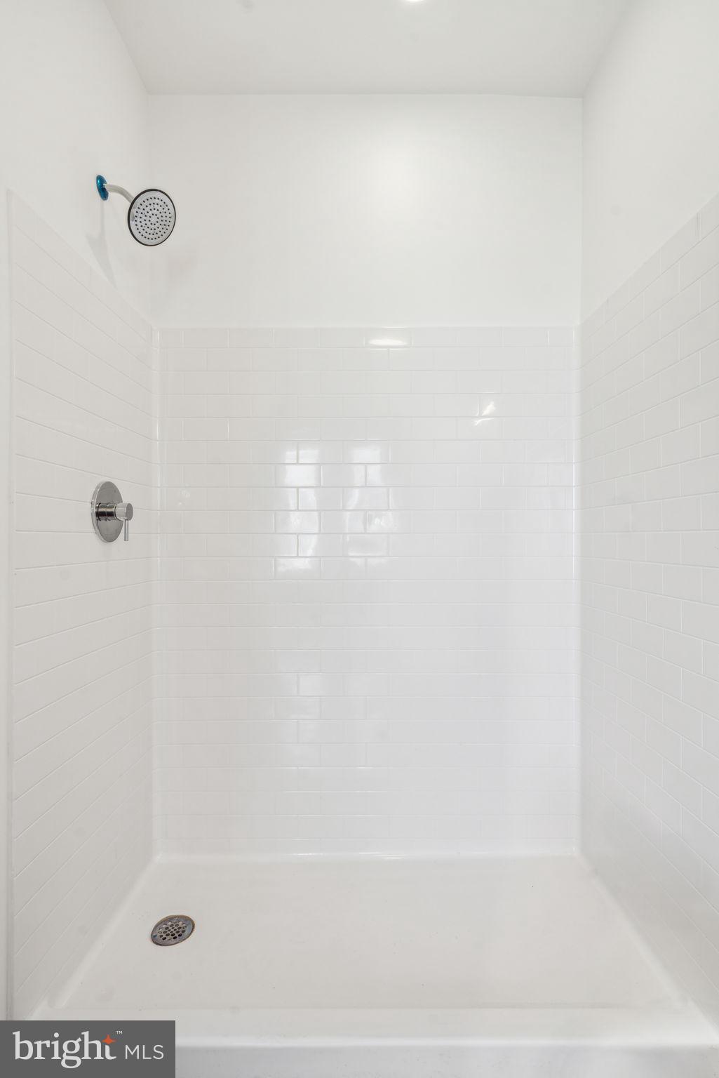 UNIVERSITY CITY - Residential Lease