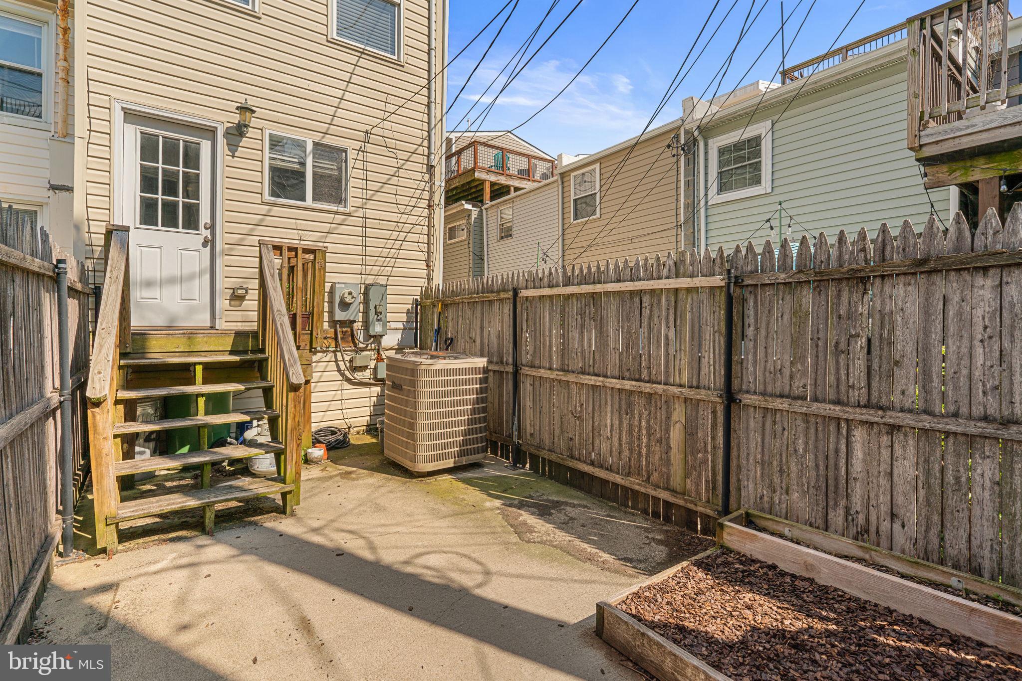 FEDERAL HILL HISTORIC DISTRICT - Residential