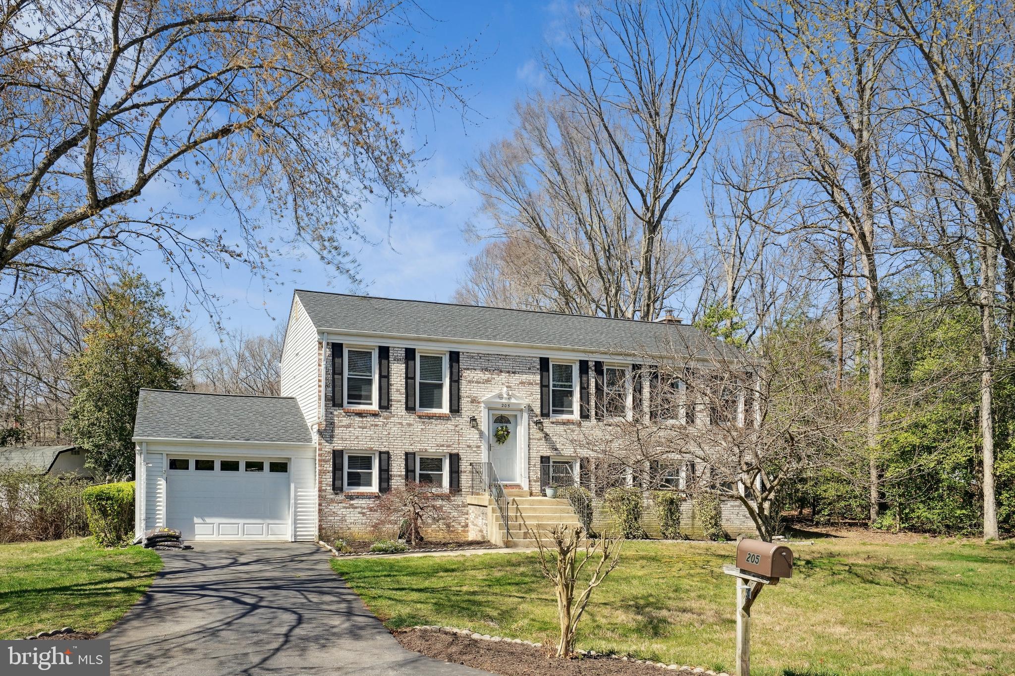 CLARKS RUN - Residential