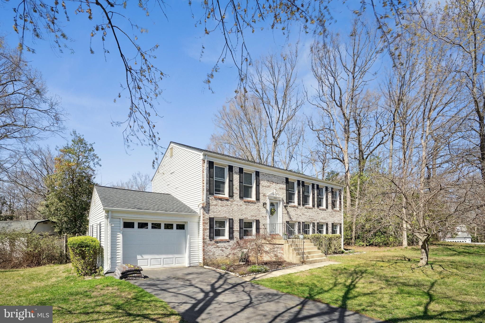 CLARKS RUN - Residential