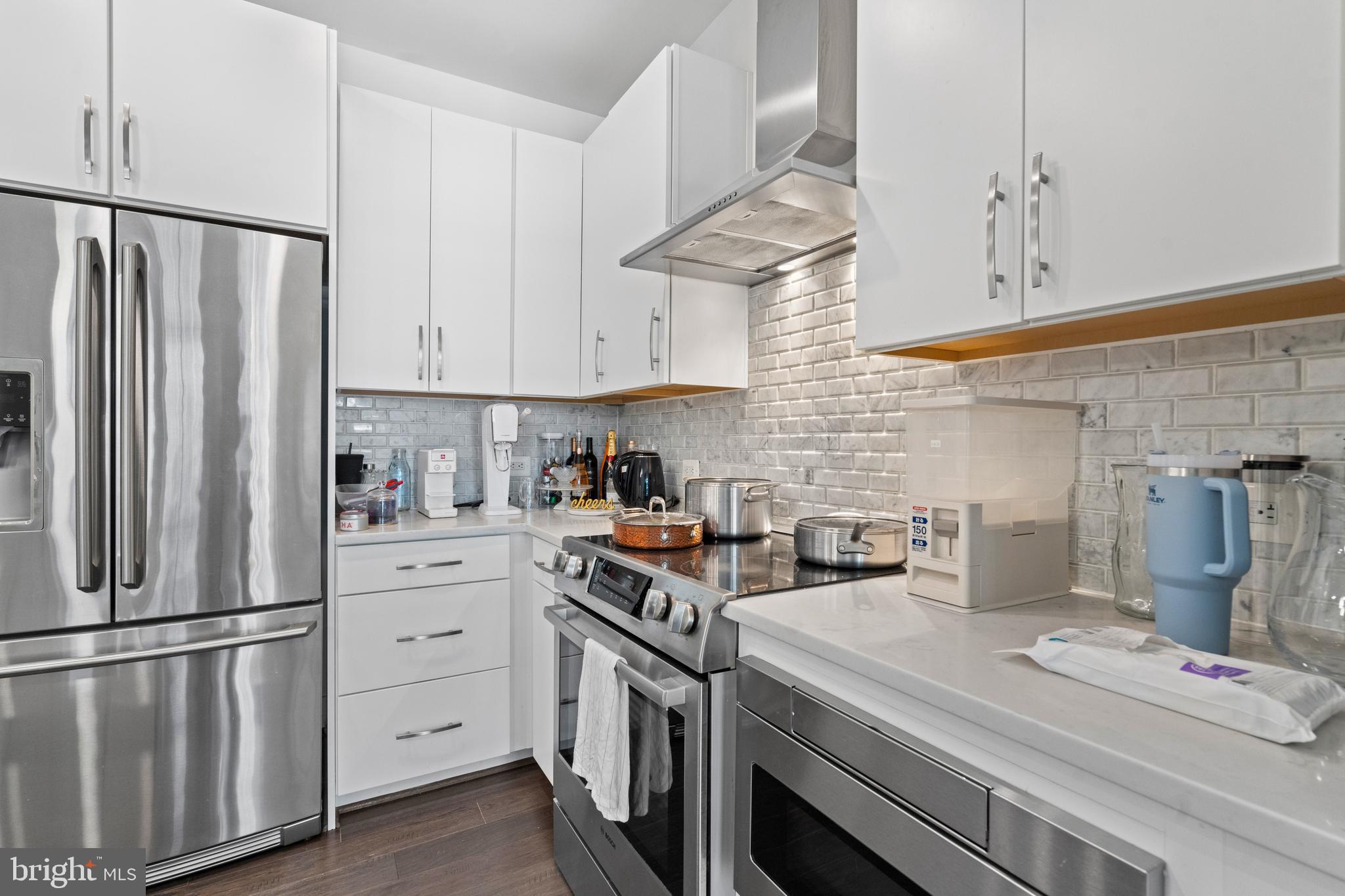 KEY AND NASH - Residential