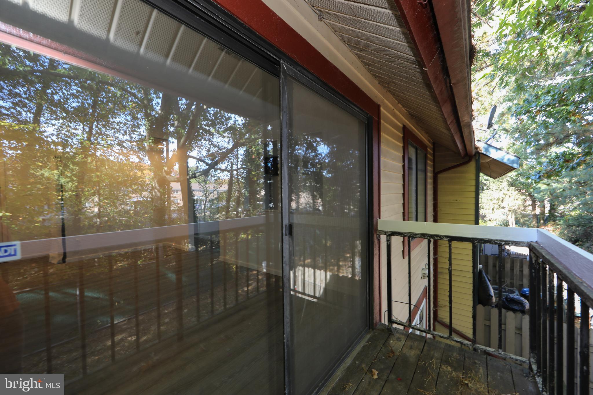 HERITAGE SQUARE - Residential