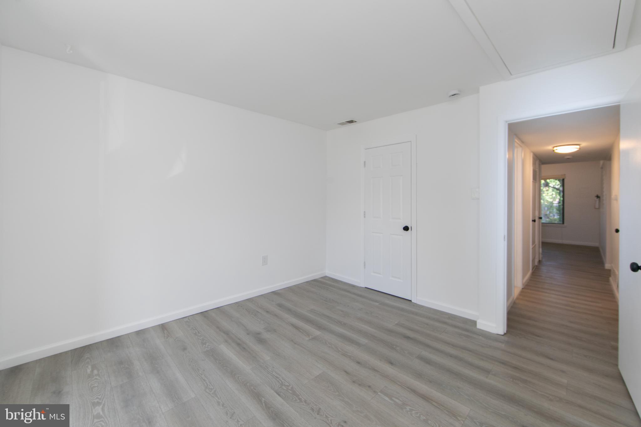 HERITAGE SQUARE - Residential