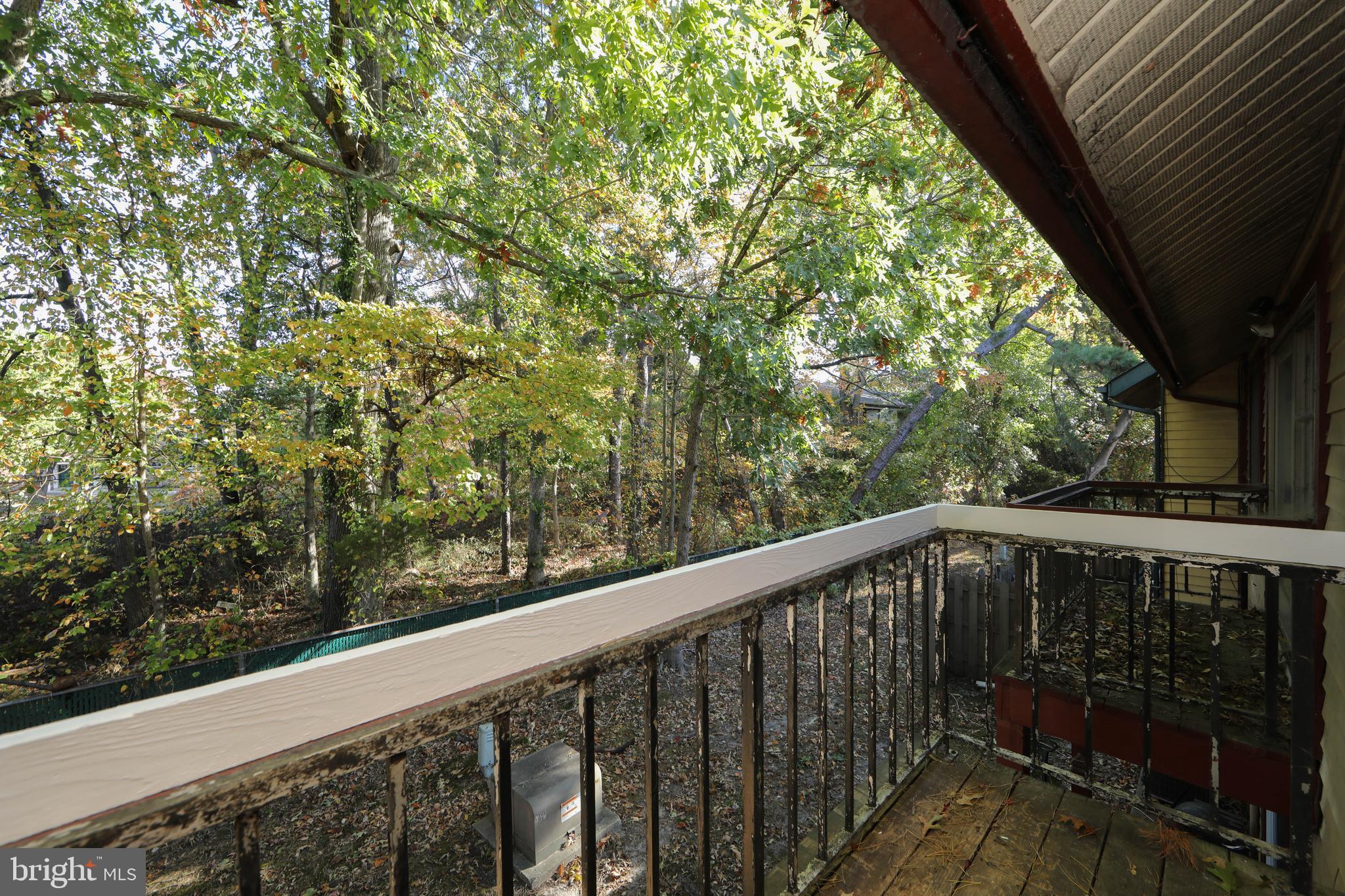 HERITAGE SQUARE - Residential