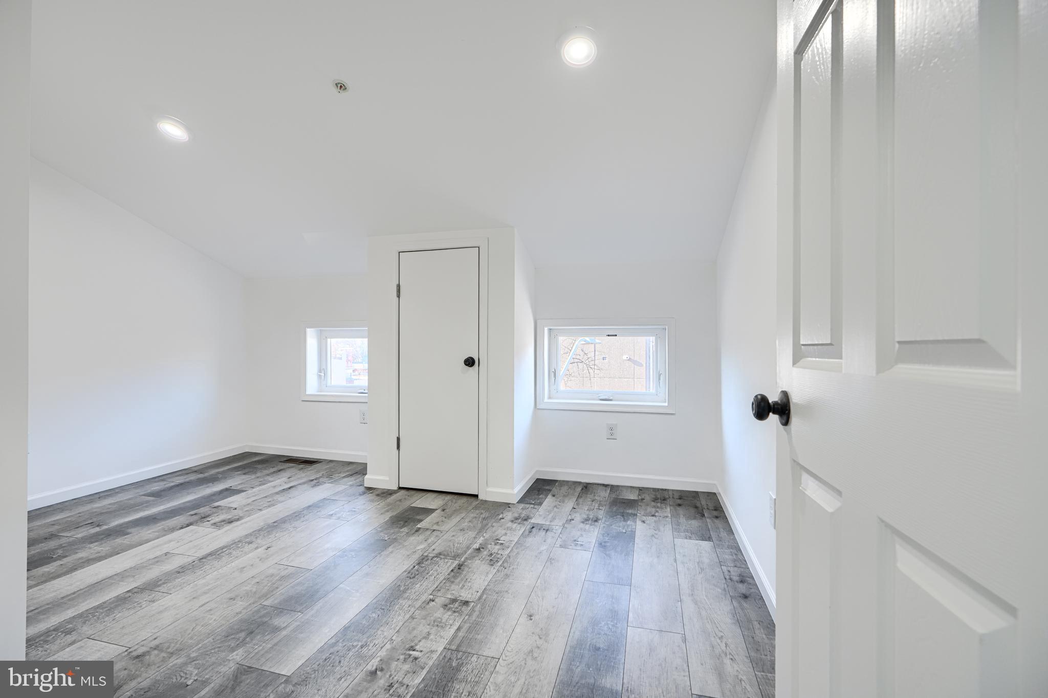 HOLLINS MARKET - Commercial Sale