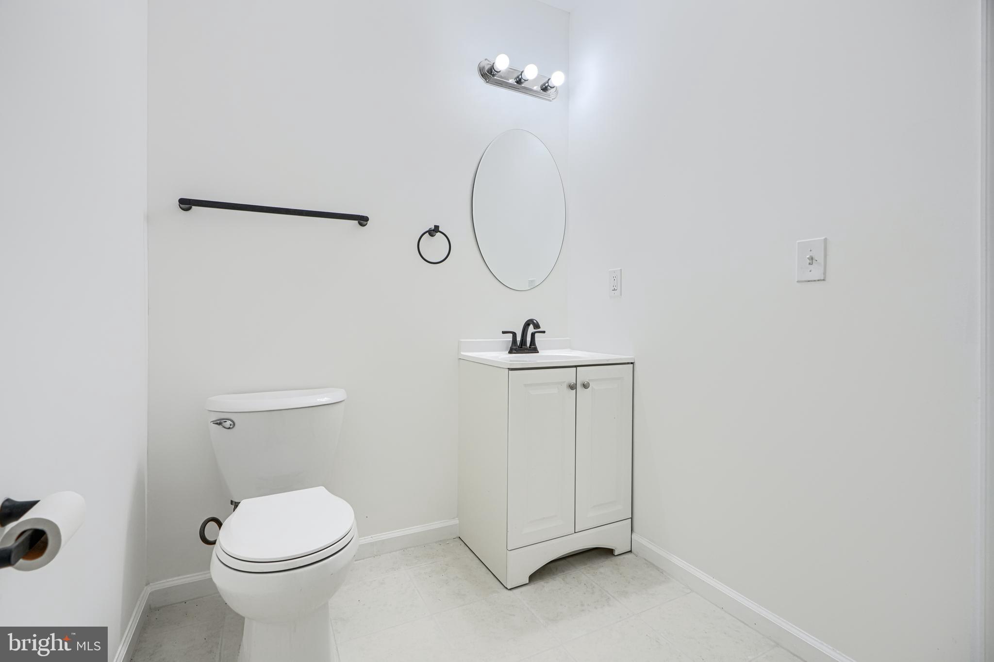 HOLLINS MARKET - Commercial Sale