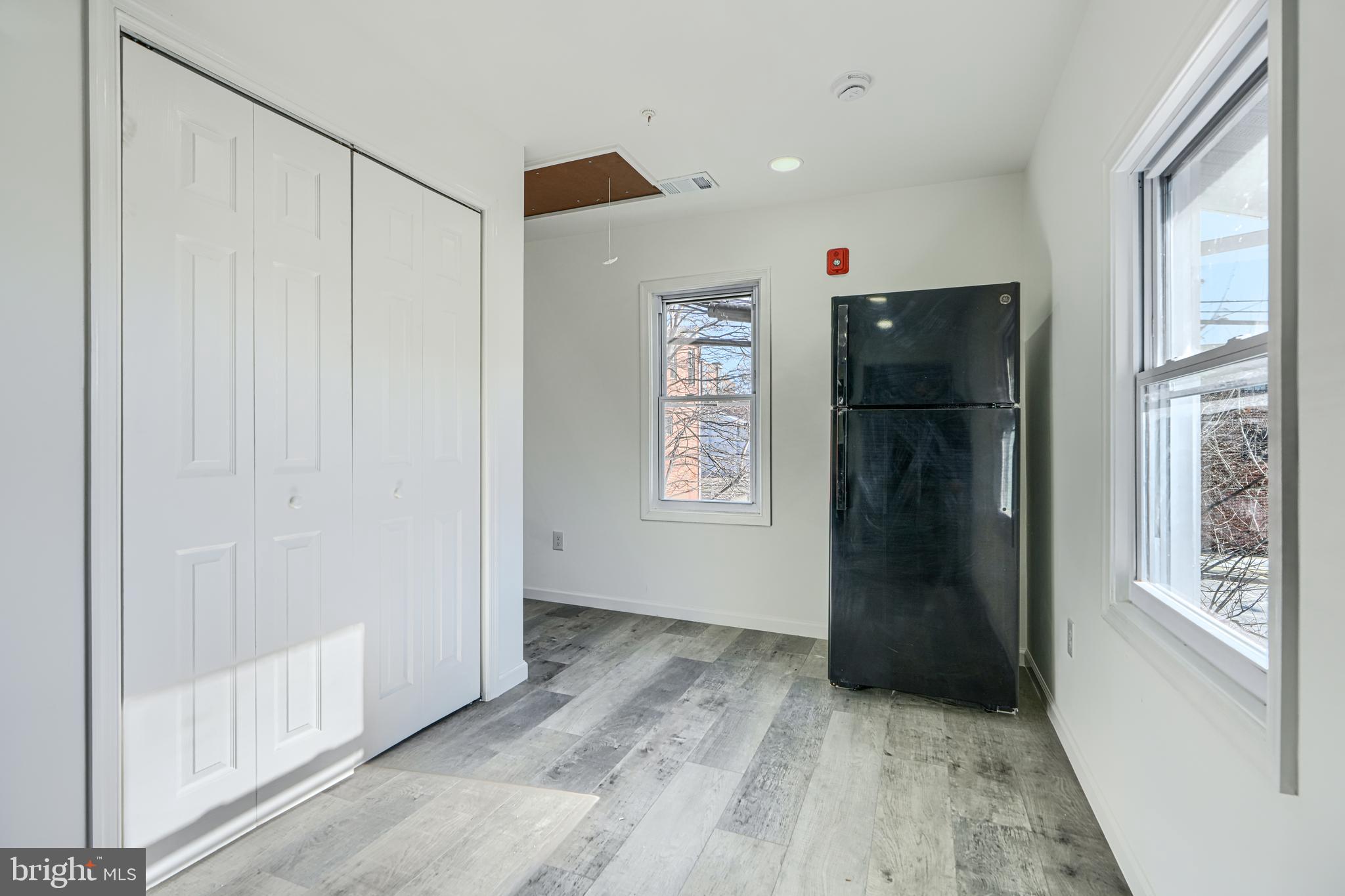 HOLLINS MARKET - Commercial Sale