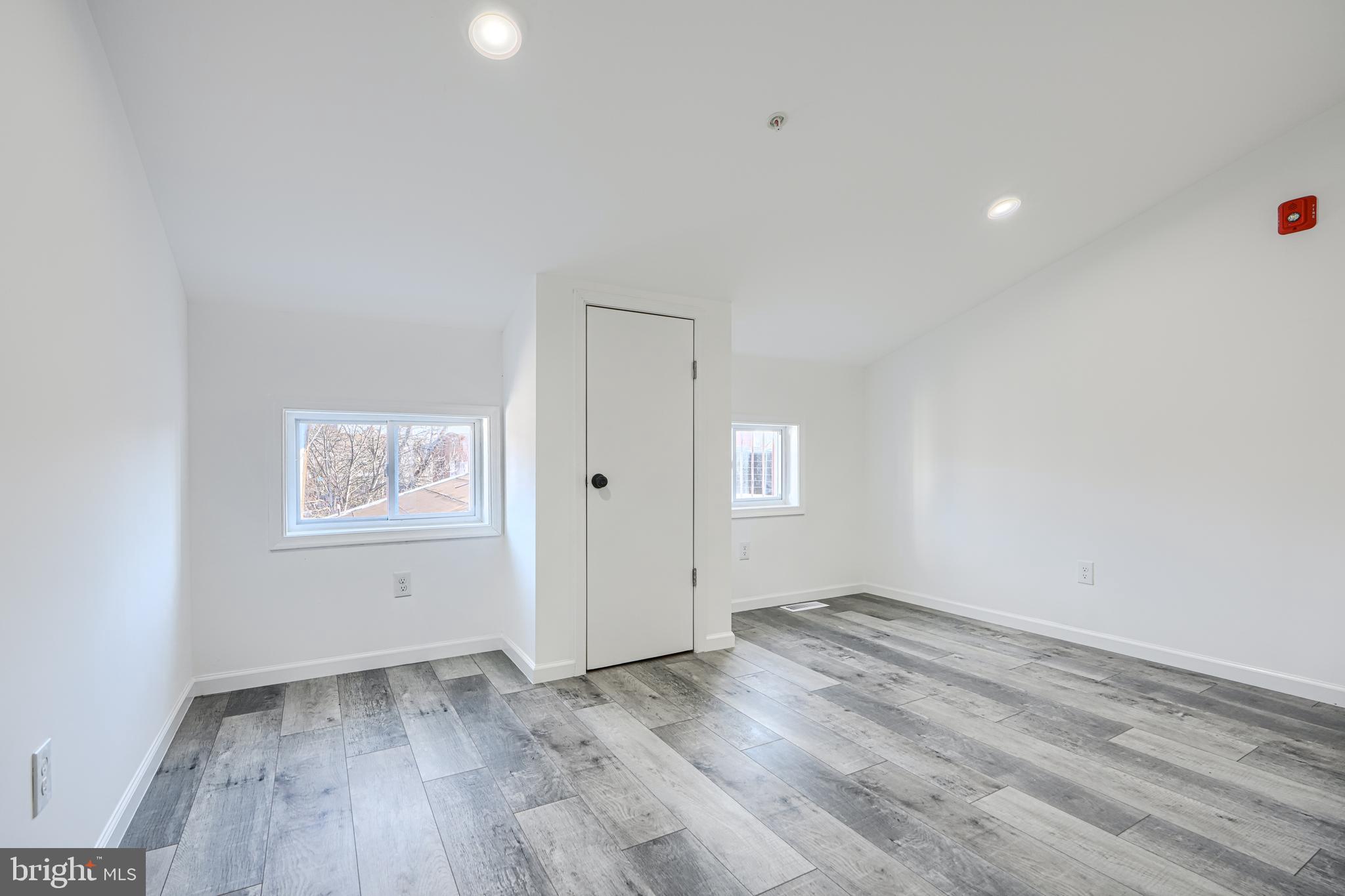 HOLLINS MARKET - Commercial Sale