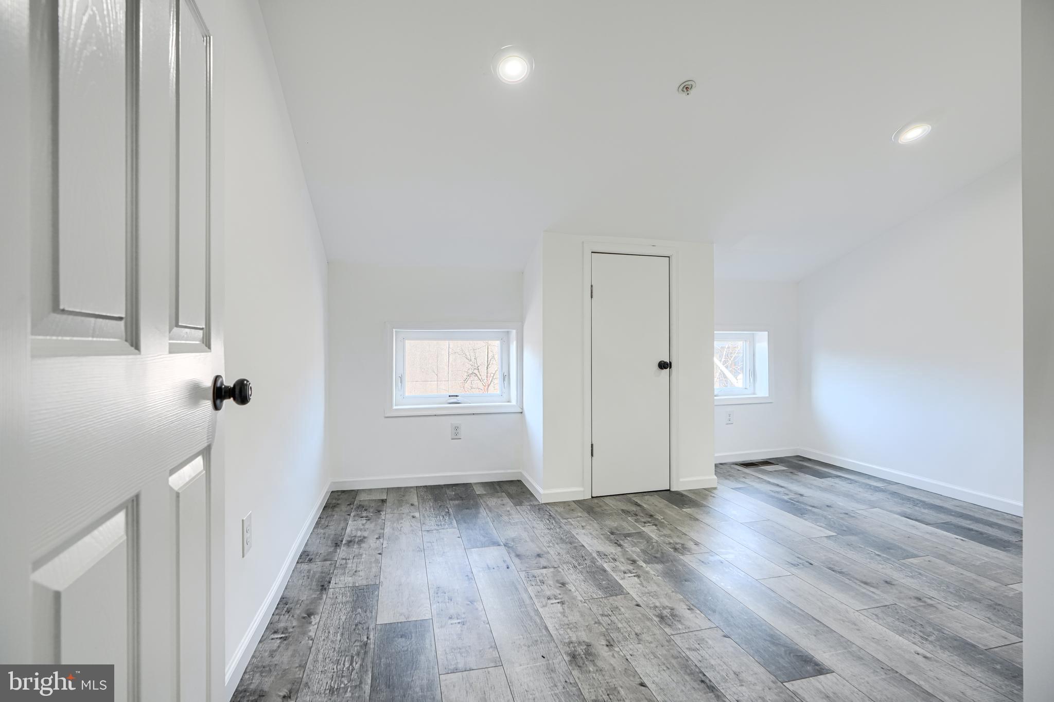 HOLLINS MARKET - Commercial Sale