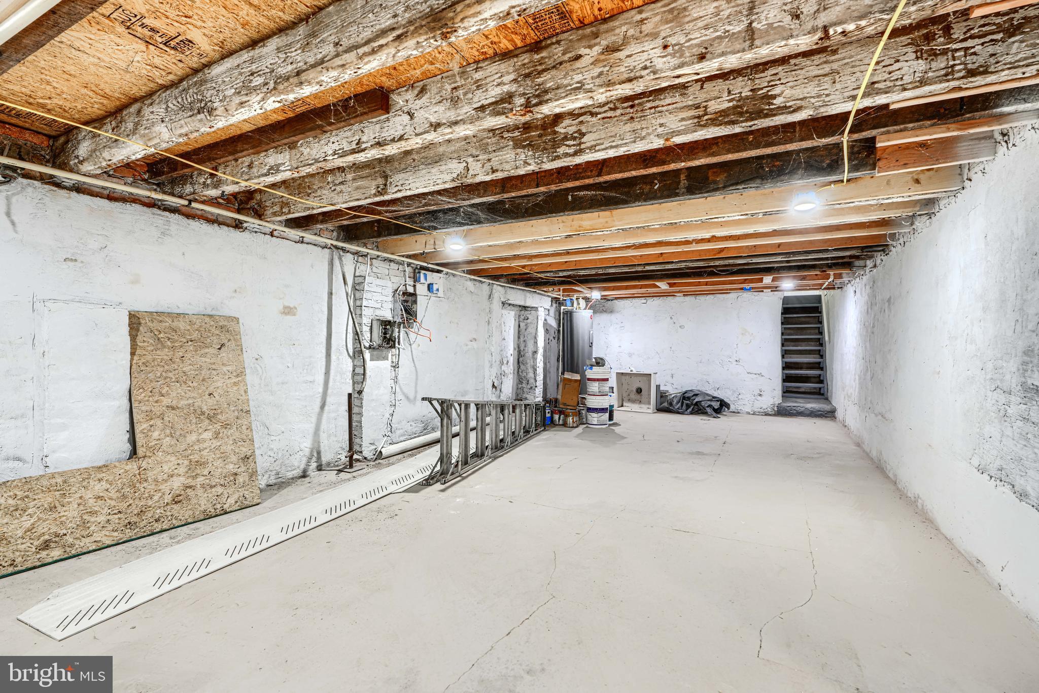 HOLLINS MARKET - Commercial Sale