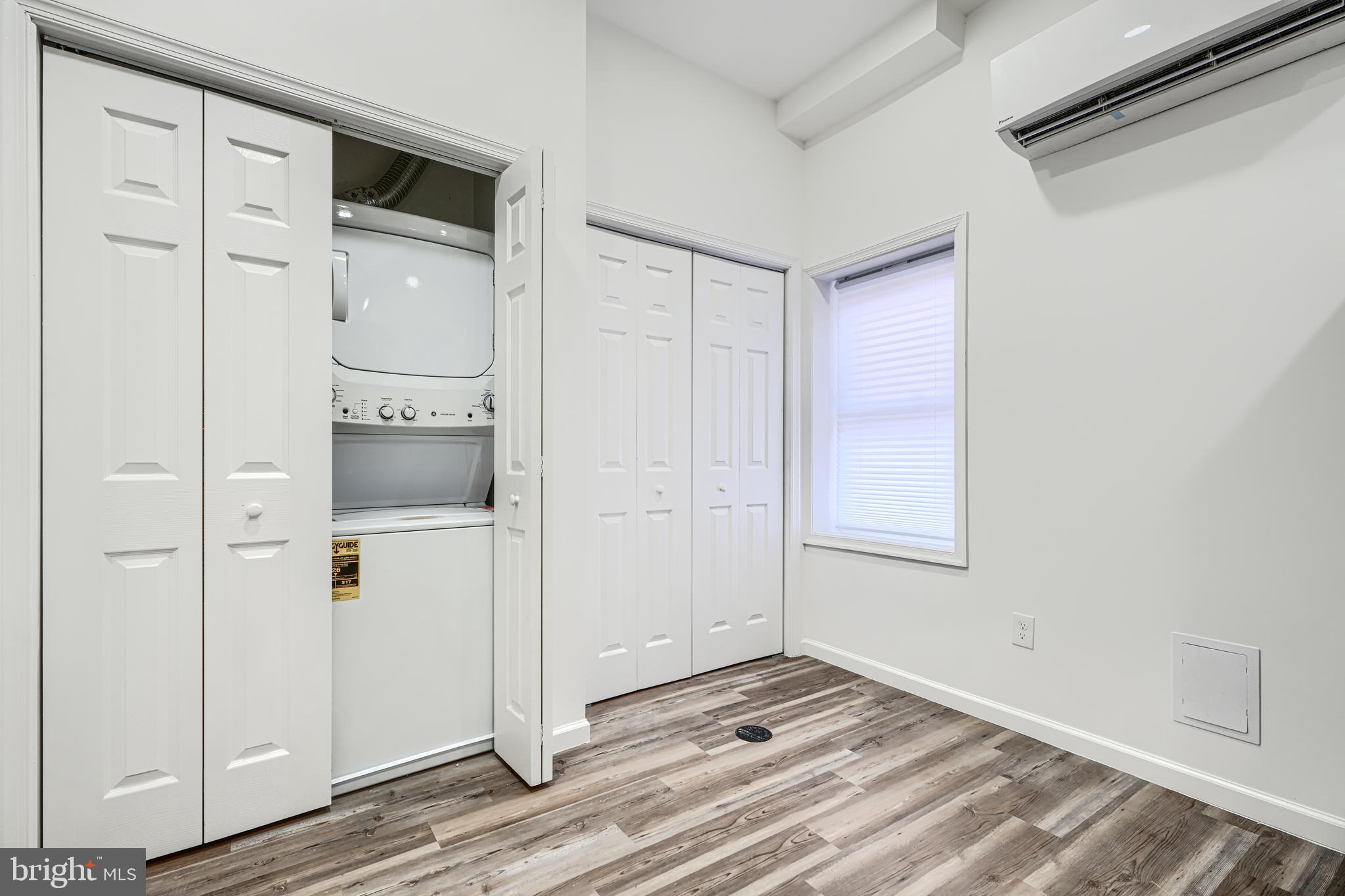 HOLLINS MARKET - Commercial Sale