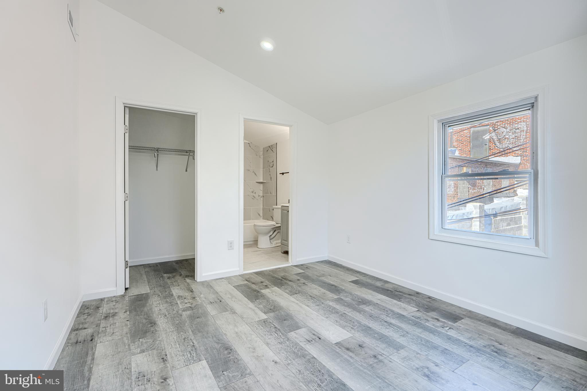 HOLLINS MARKET - Commercial Sale