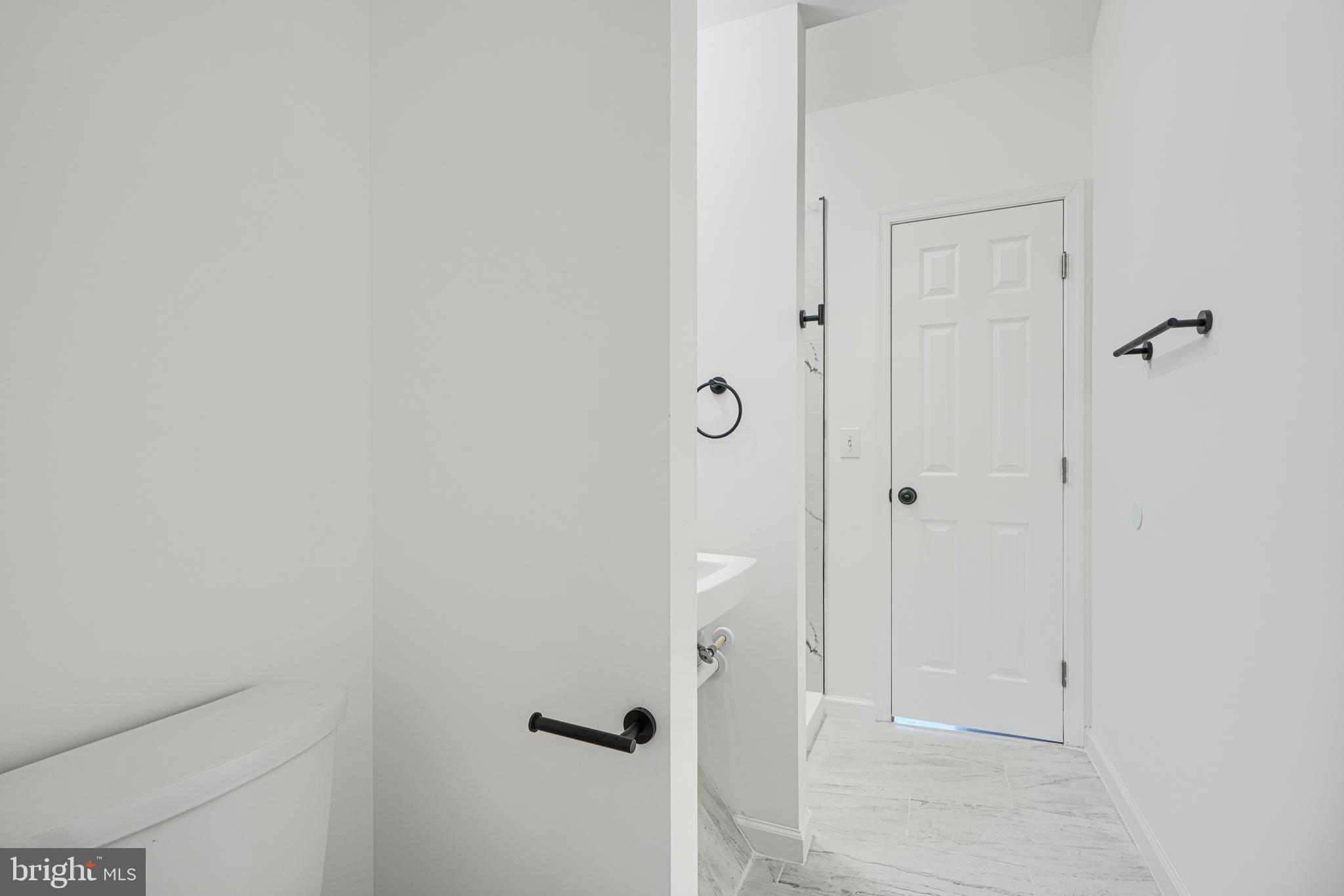 HOLLINS MARKET - Commercial Sale