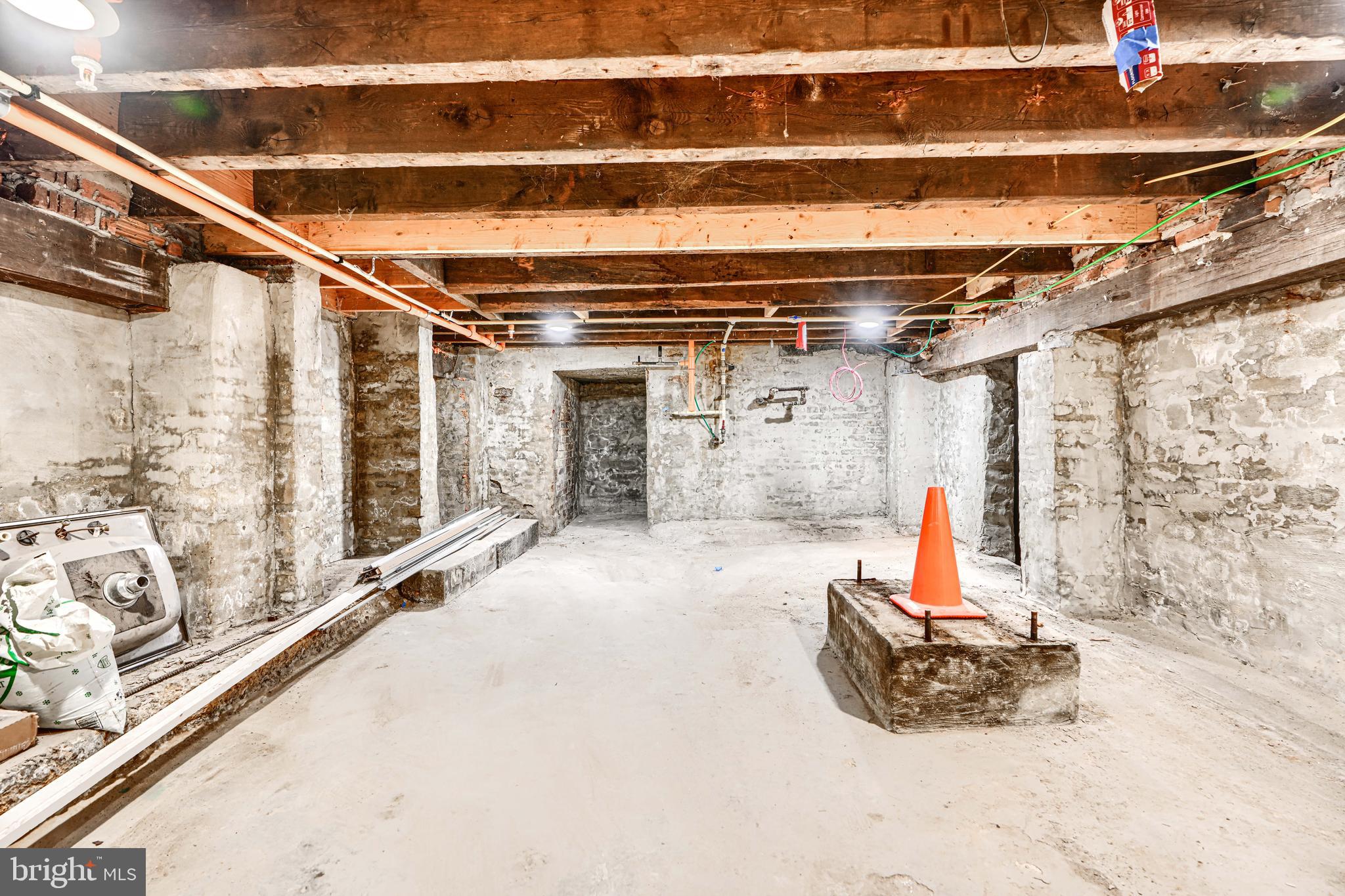 HOLLINS MARKET - Commercial Sale