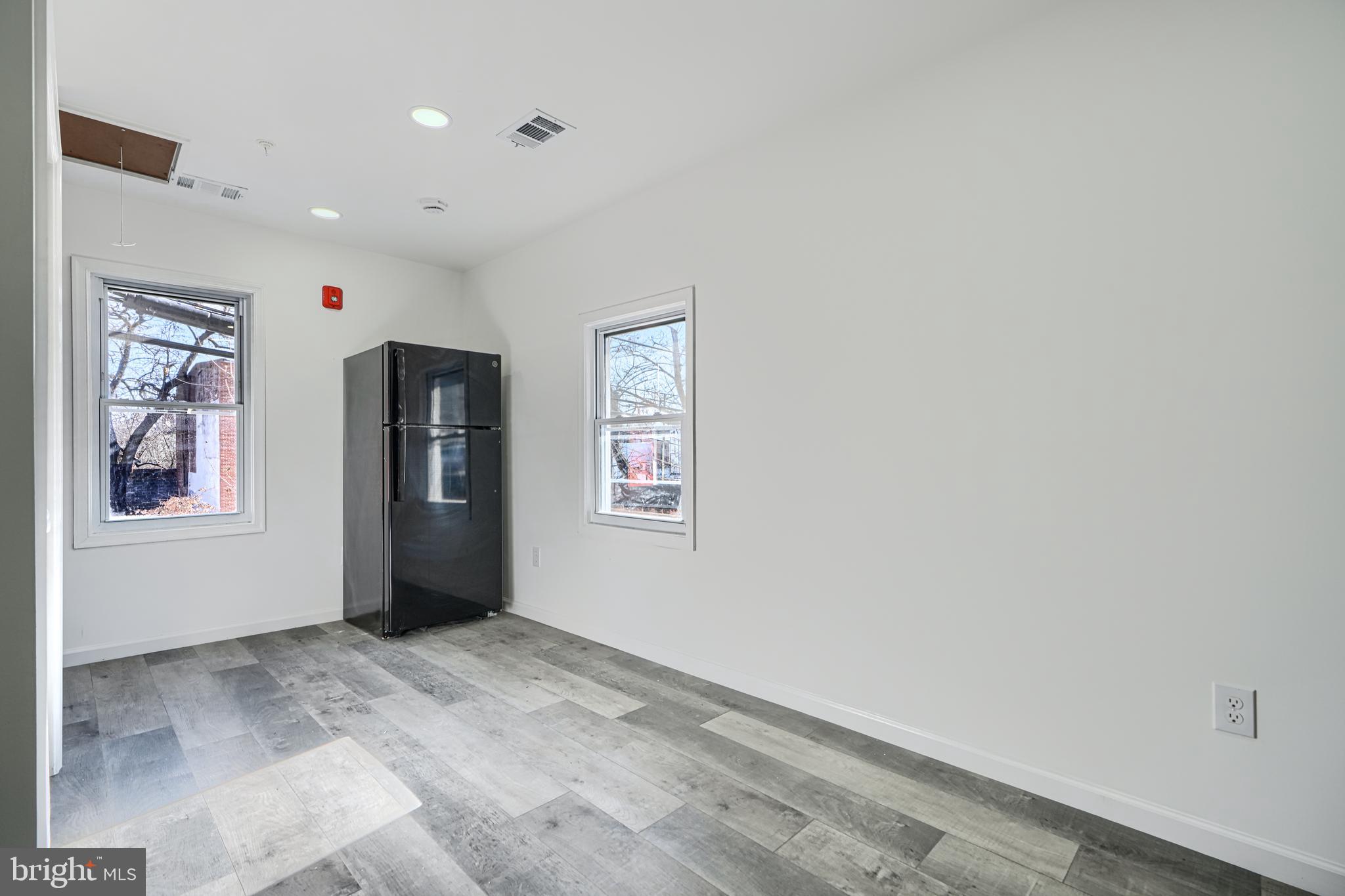 HOLLINS MARKET - Commercial Sale