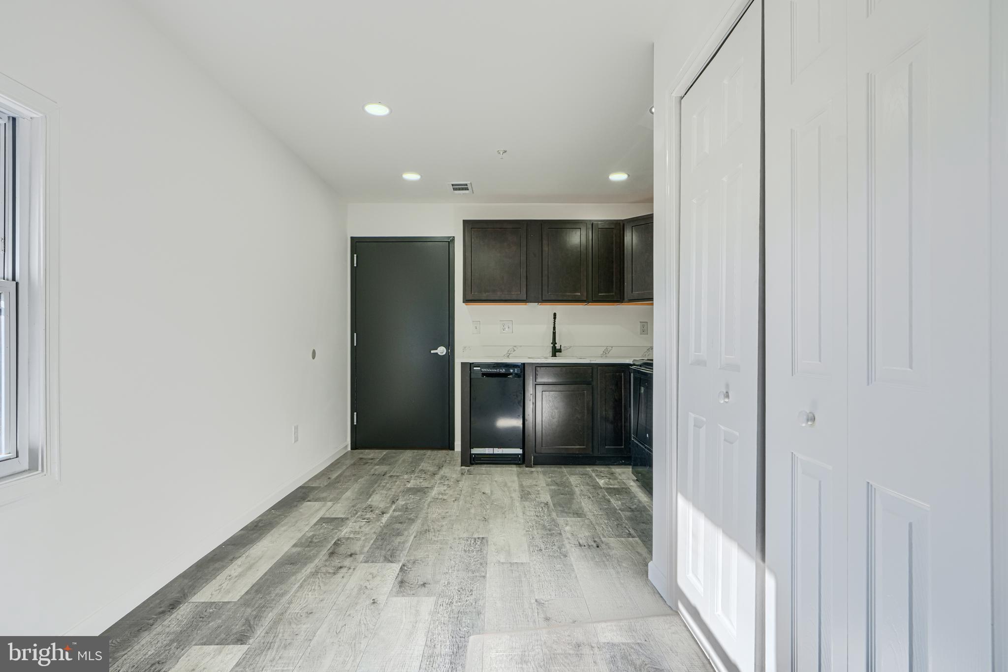 HOLLINS MARKET - Commercial Sale