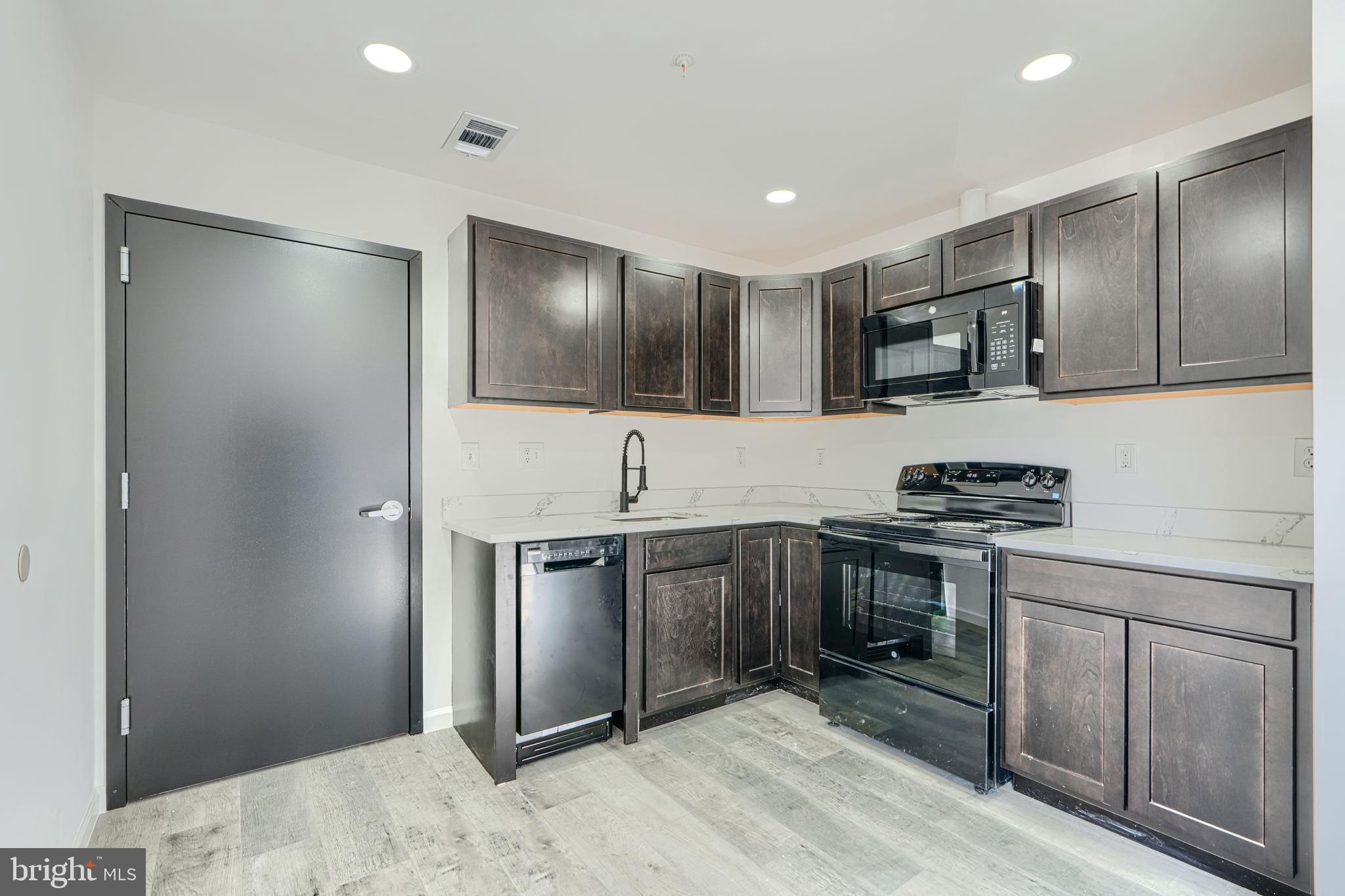 HOLLINS MARKET - Commercial Sale