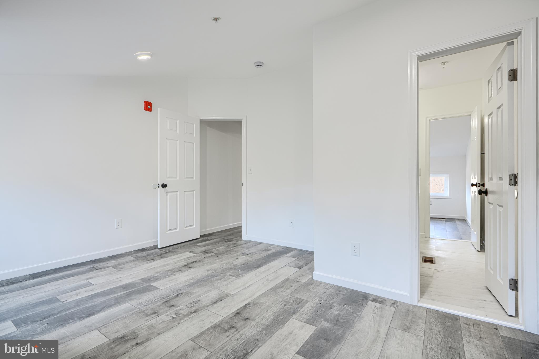 HOLLINS MARKET - Commercial Sale