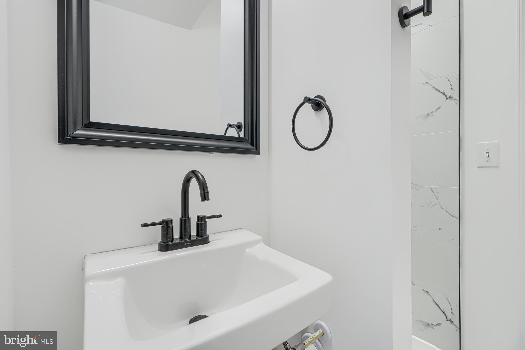 HOLLINS MARKET - Commercial Sale