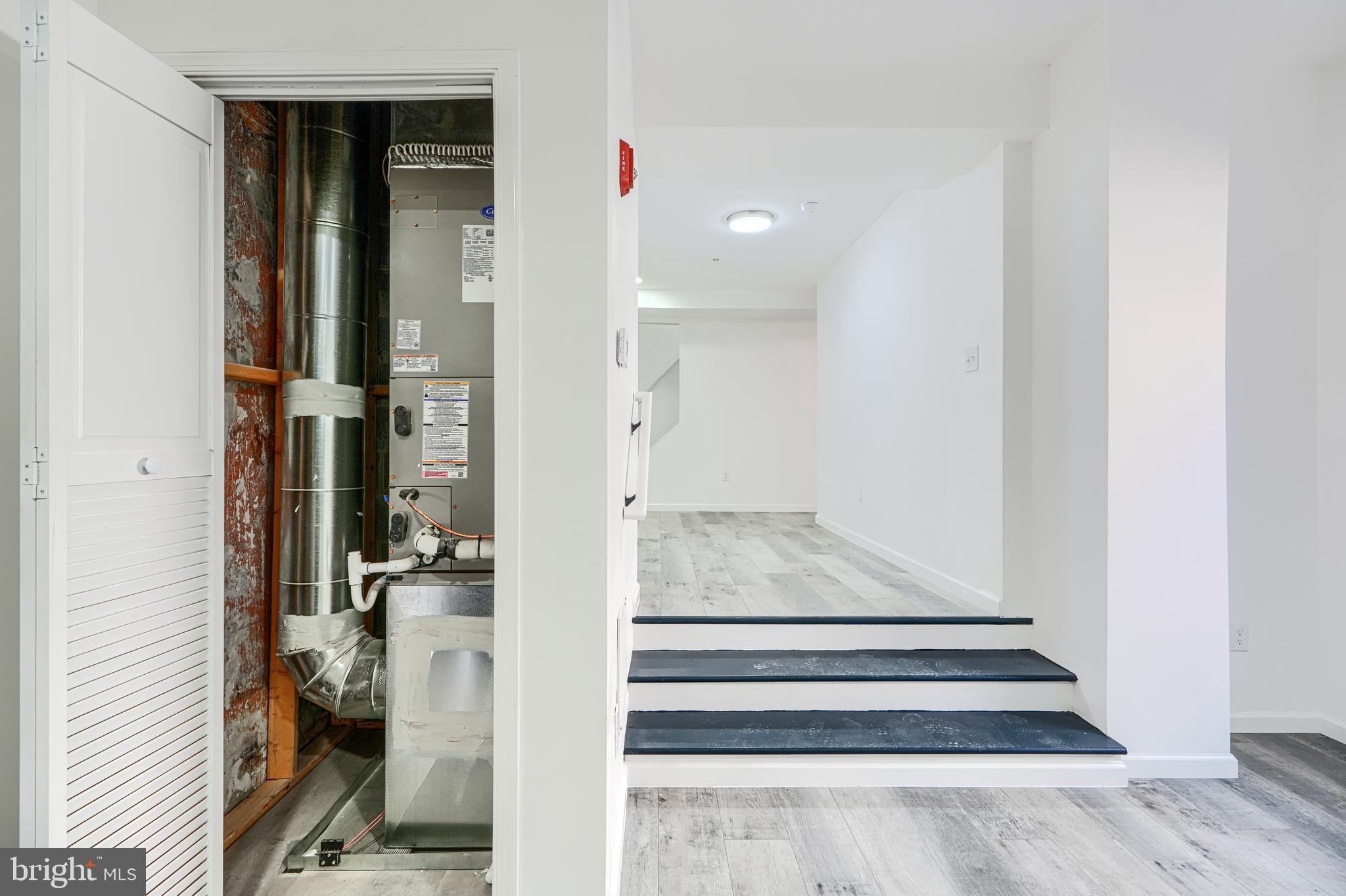 HOLLINS MARKET - Commercial Sale