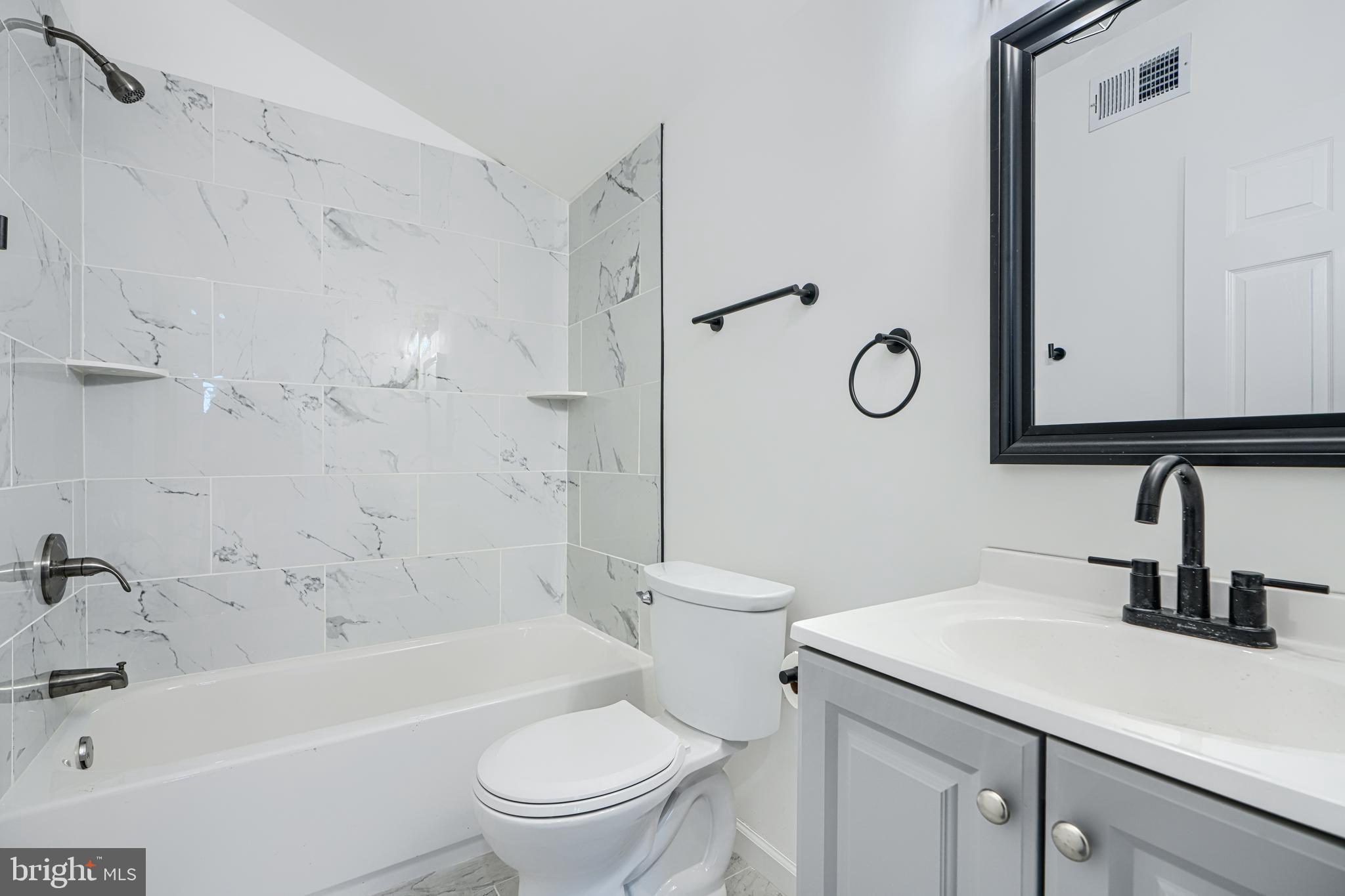 HOLLINS MARKET - Commercial Sale