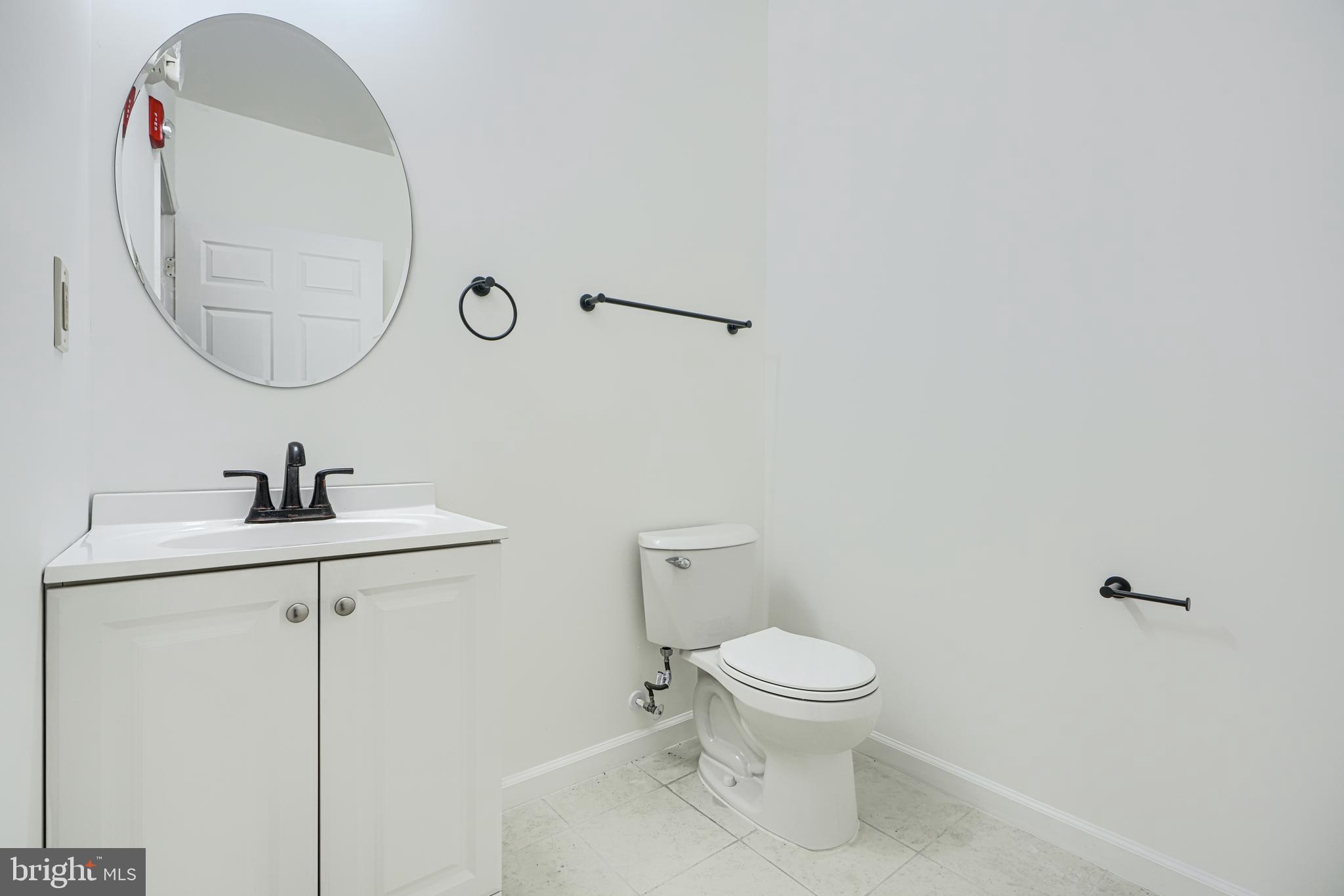 HOLLINS MARKET - Commercial Sale