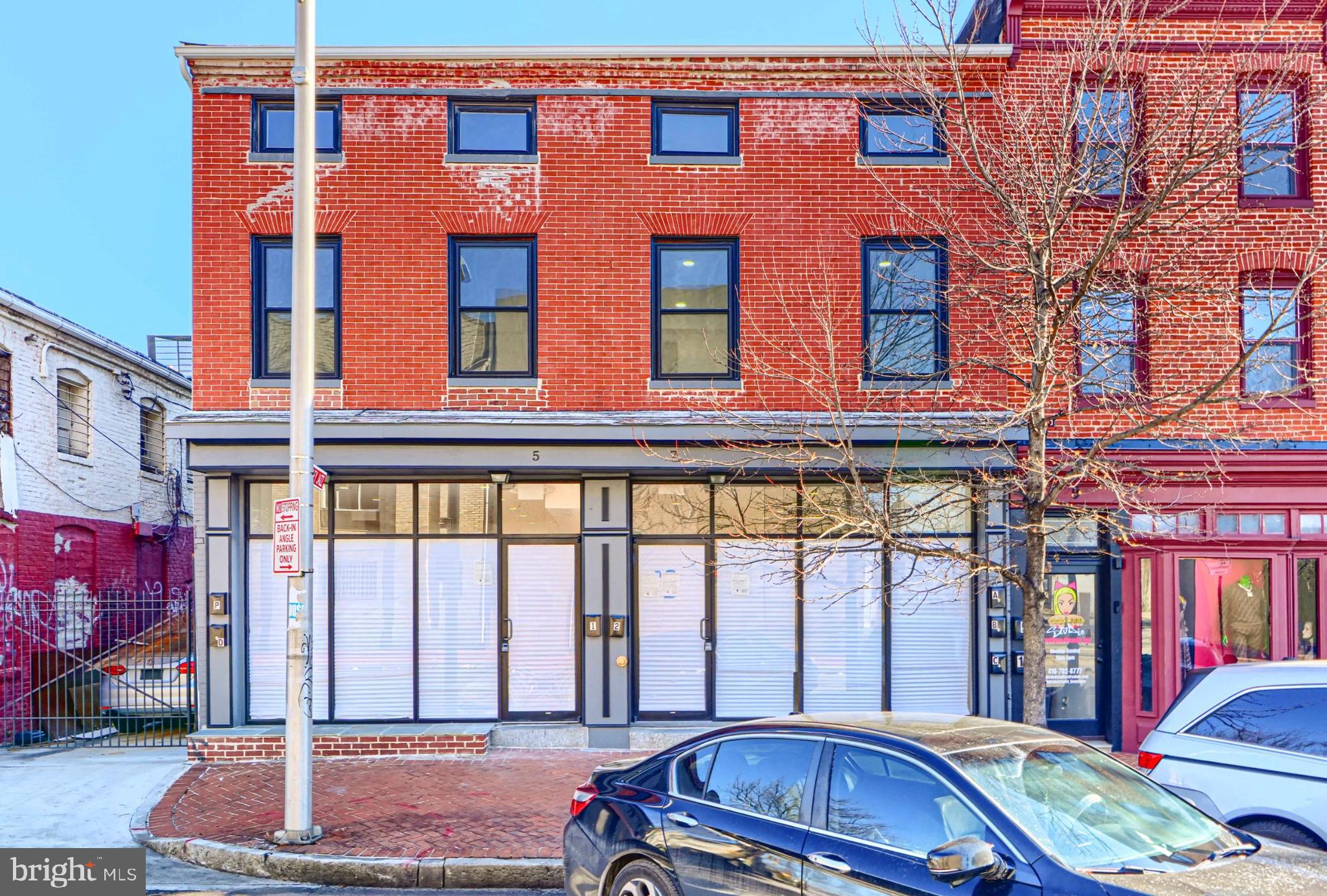 HOLLINS MARKET - Commercial Sale