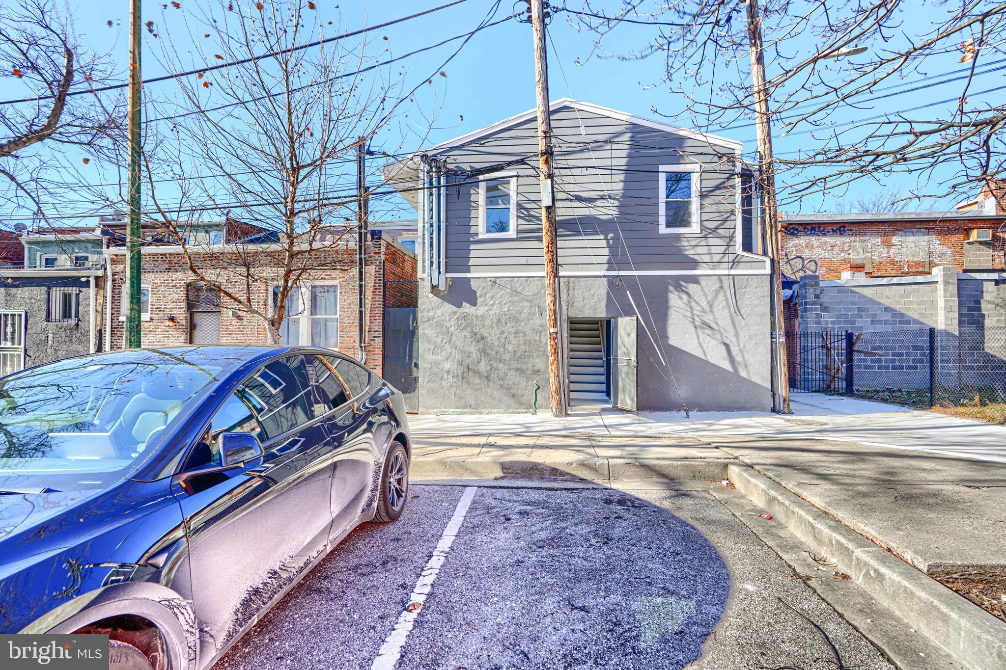 HOLLINS MARKET - Commercial Sale