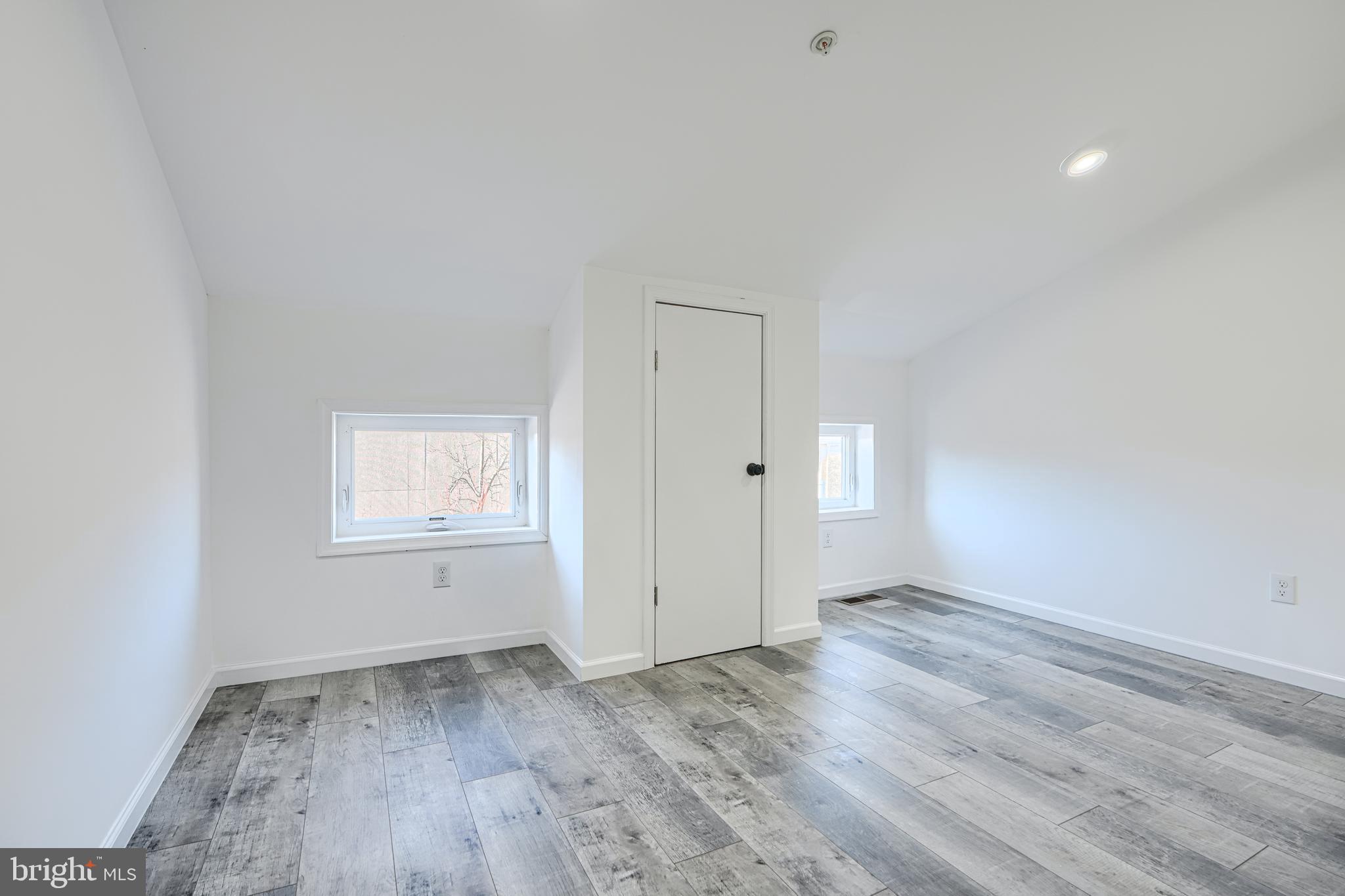 HOLLINS MARKET - Commercial Sale