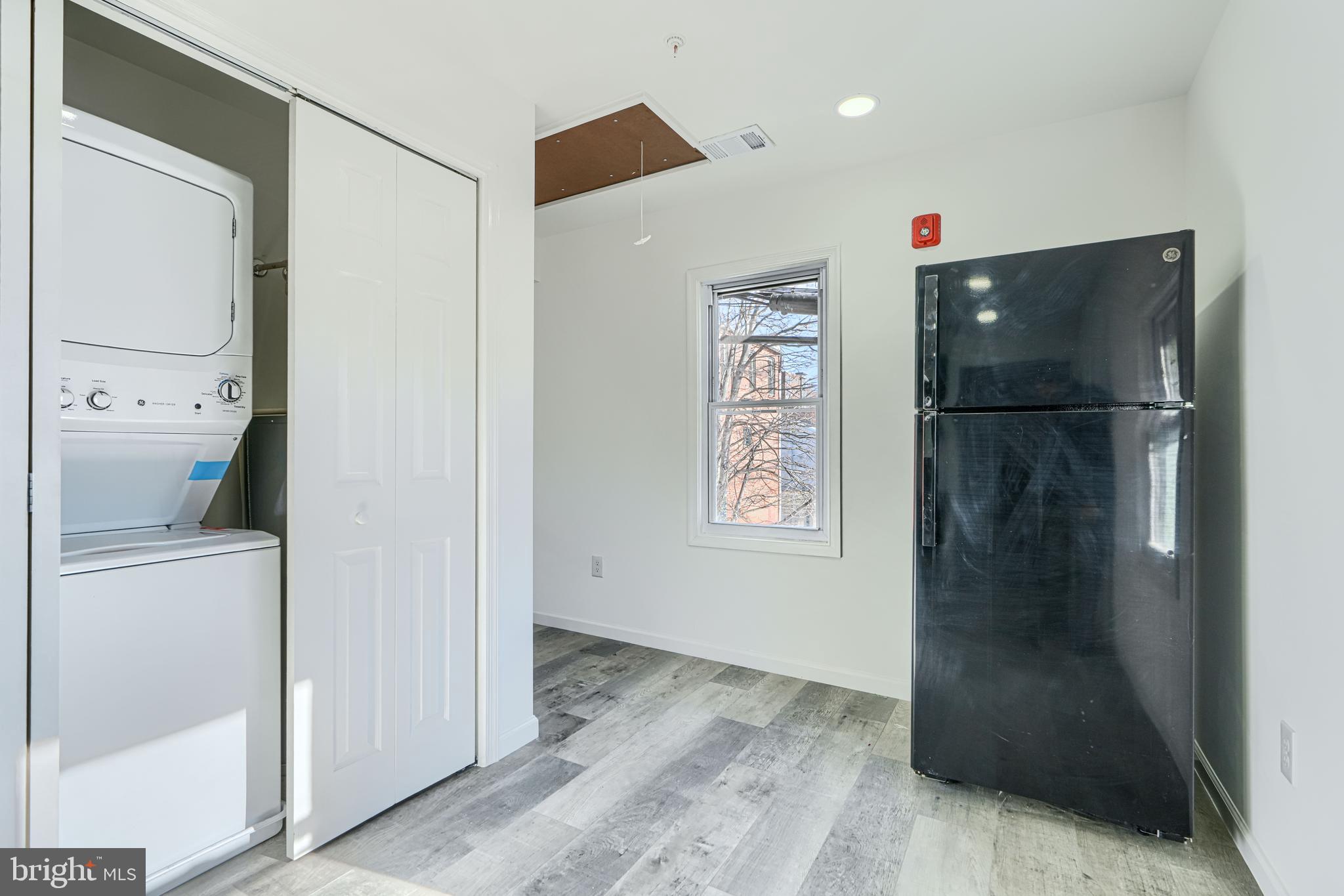 HOLLINS MARKET - Commercial Sale