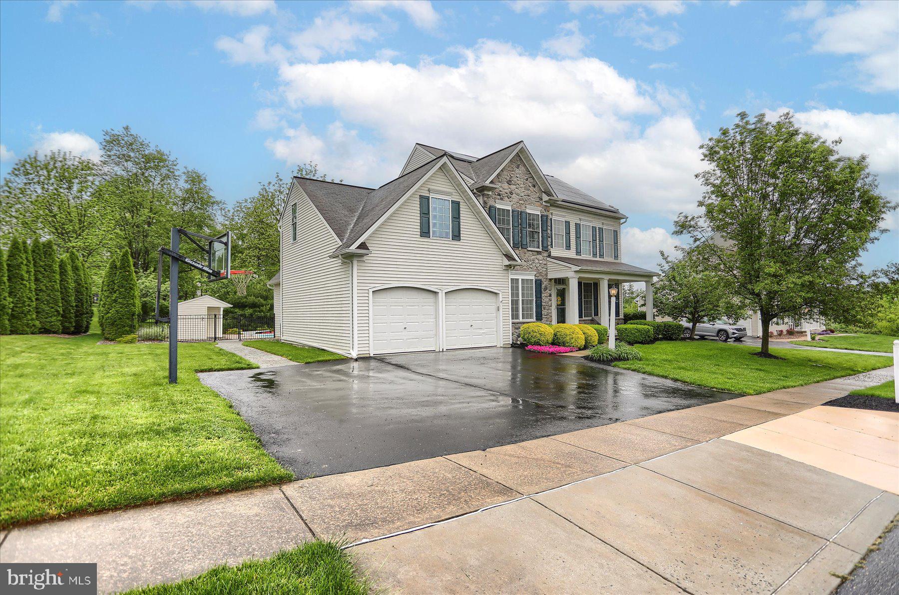2385 DEWEY LANE