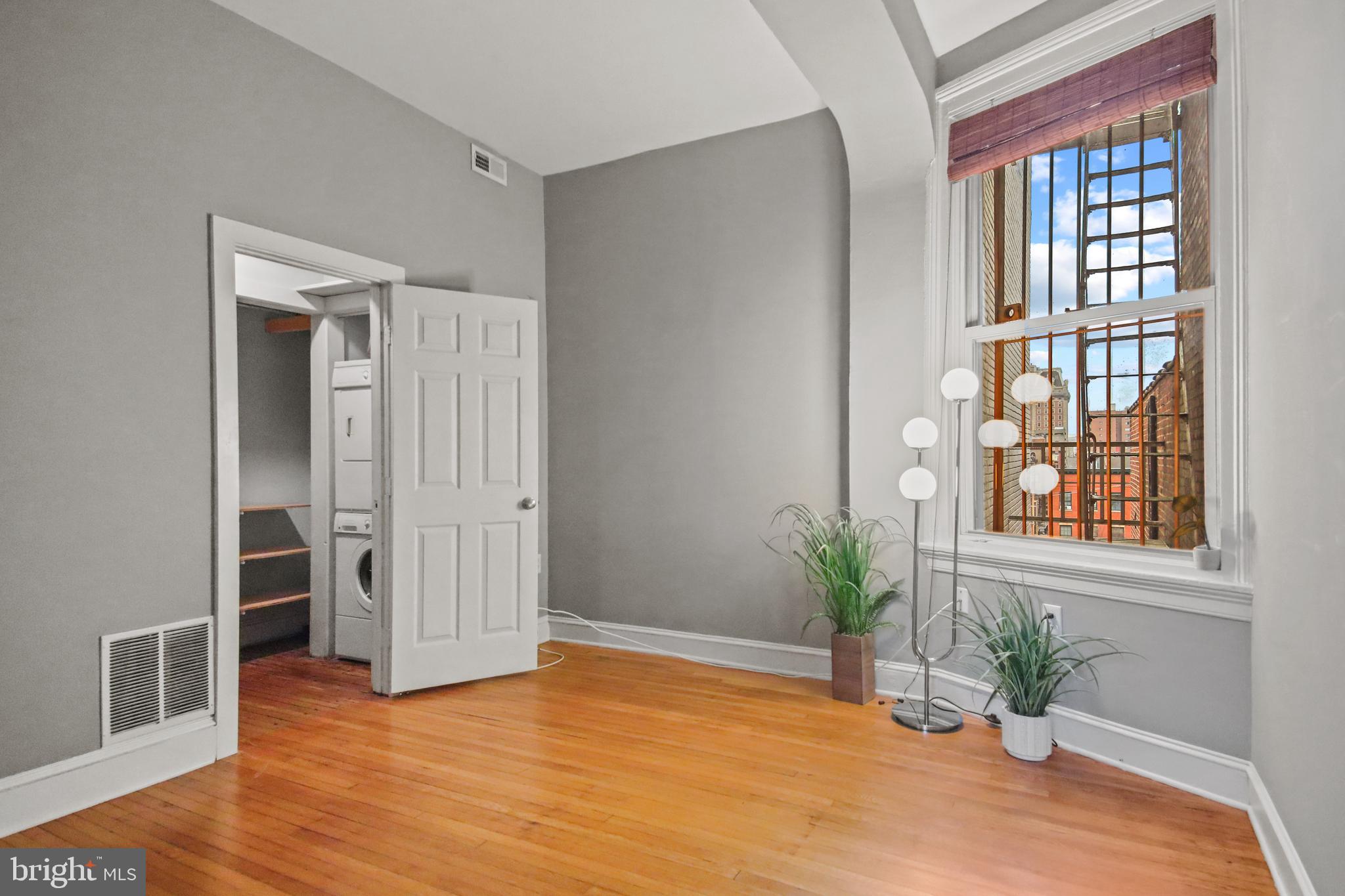 MOUNT VERNON - Residential