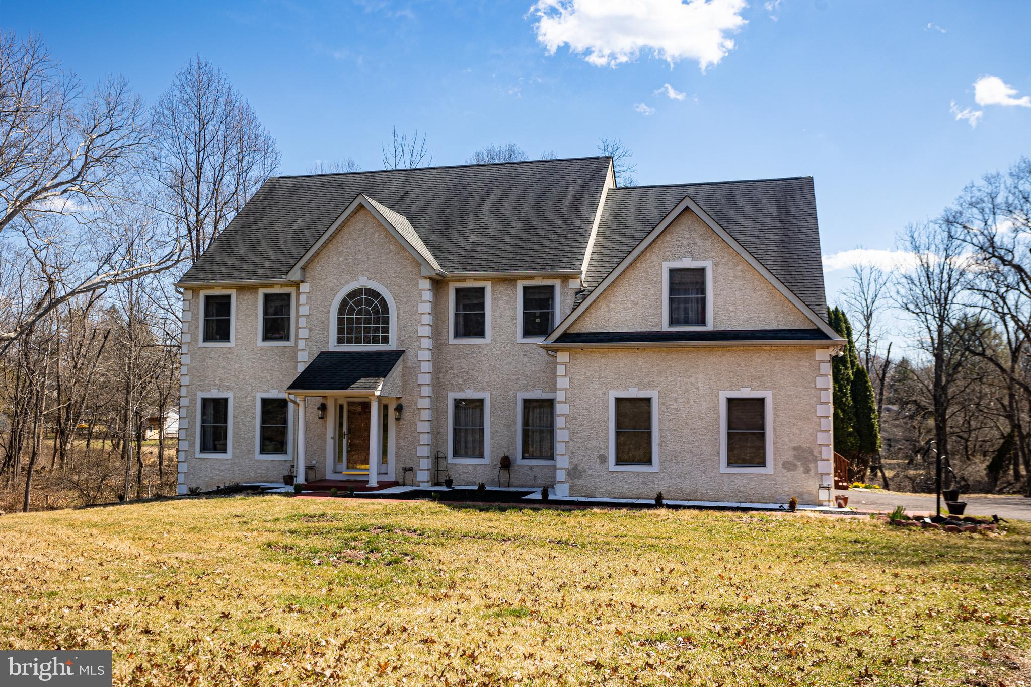 4 DONNY BROOK WAY